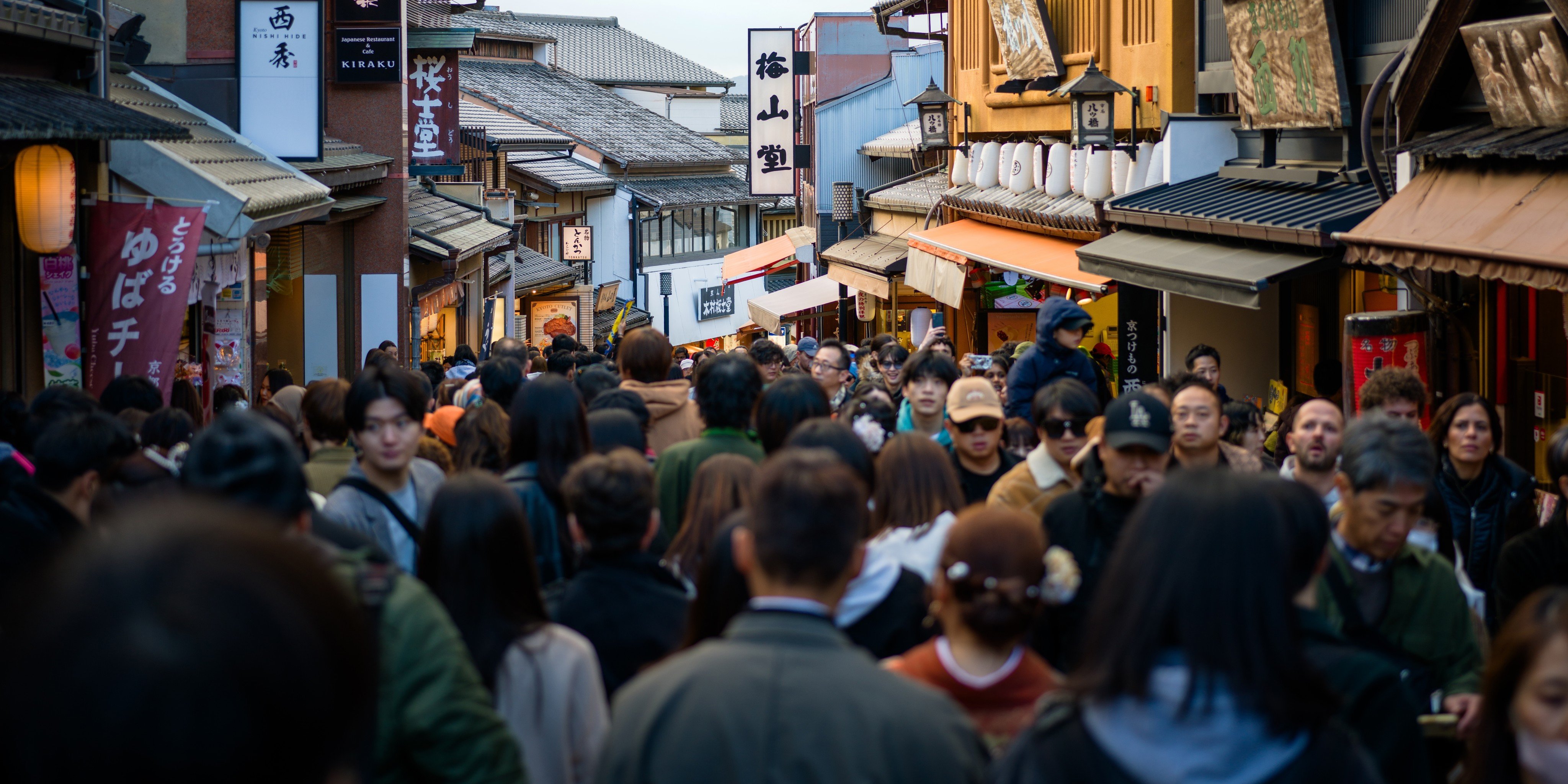 AI can recommend places to stay and eat, translate menus, but it can also send you to places that don’t exist or are overrun with other tourists. Photo: Shutterstock
