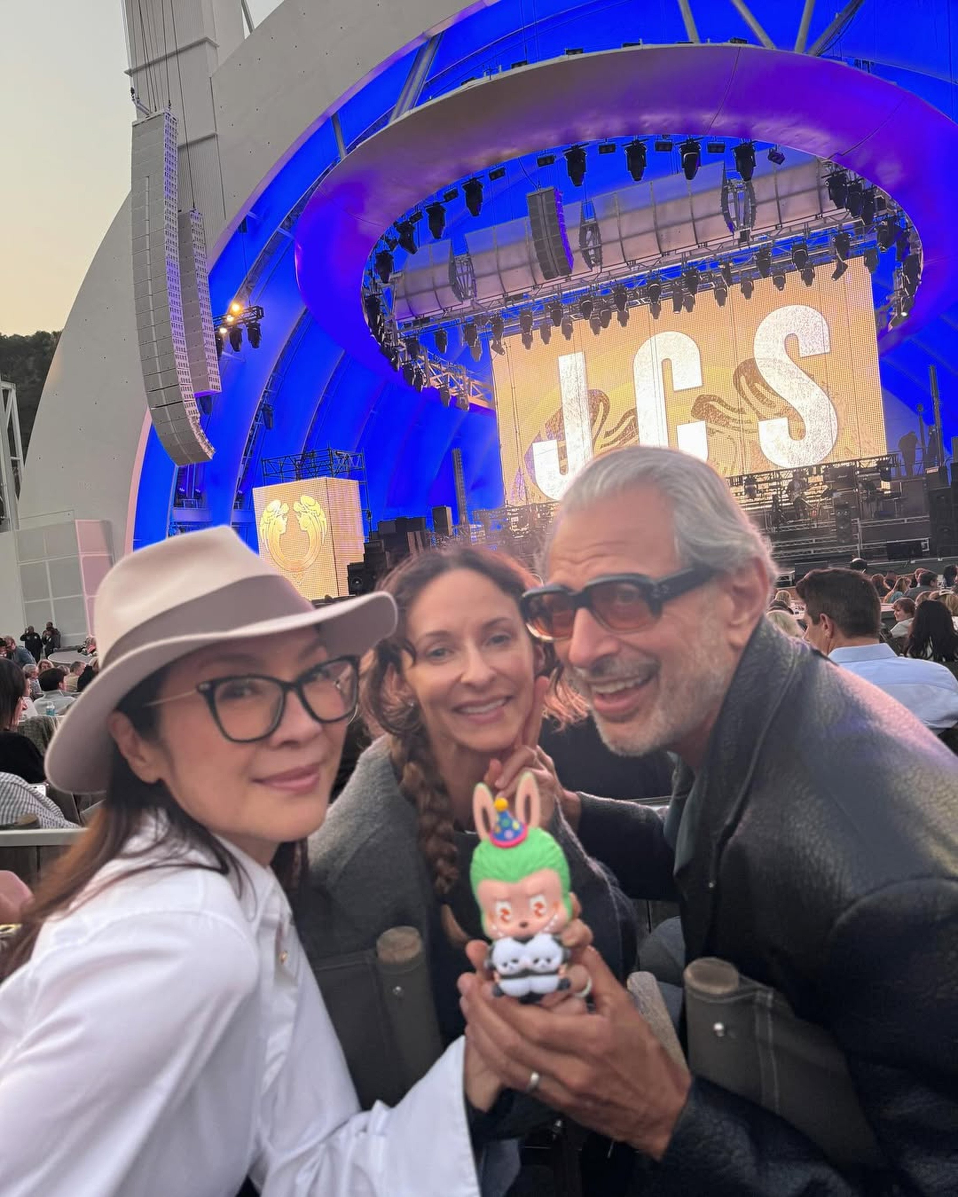 Michelle Yeoh (left) with US actor Jeff Goldblum and a special Labubu doll. Photo: handout