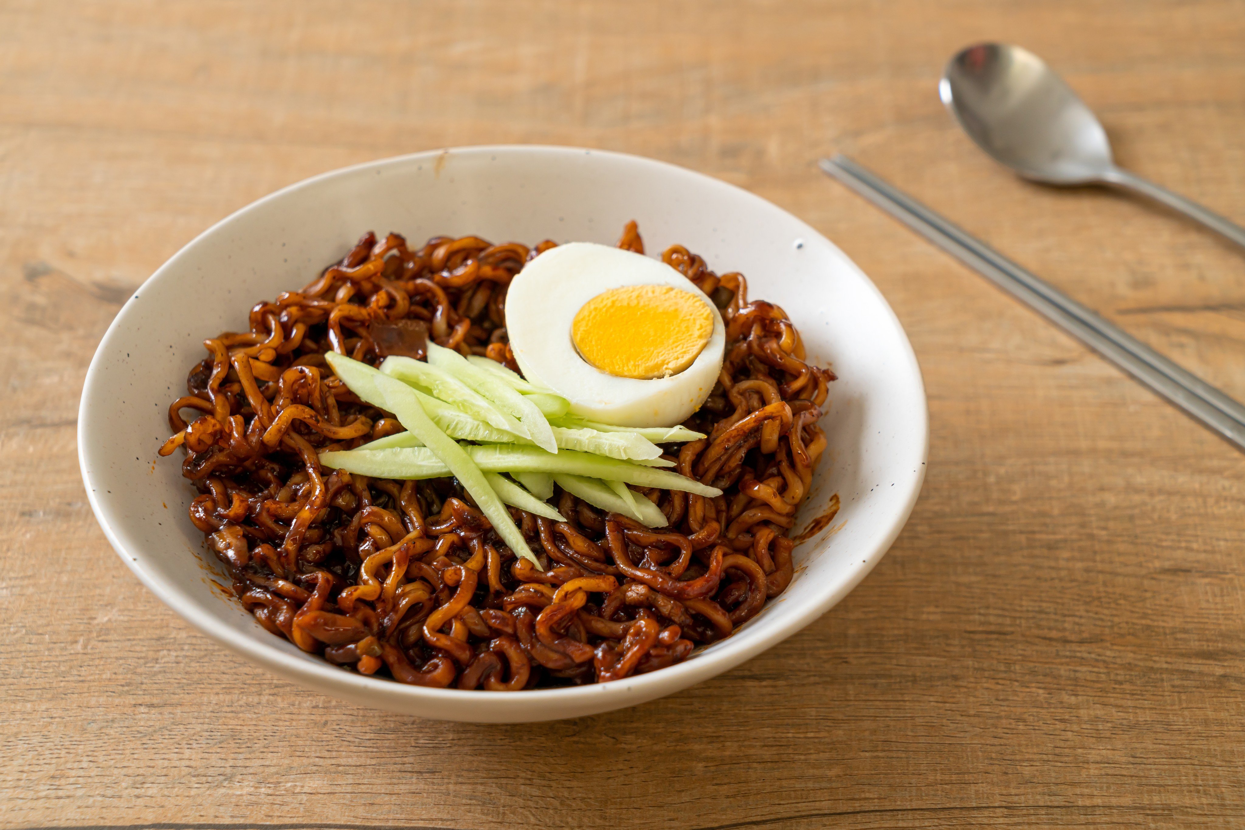 Instant noodles. Photo: Shutterstock