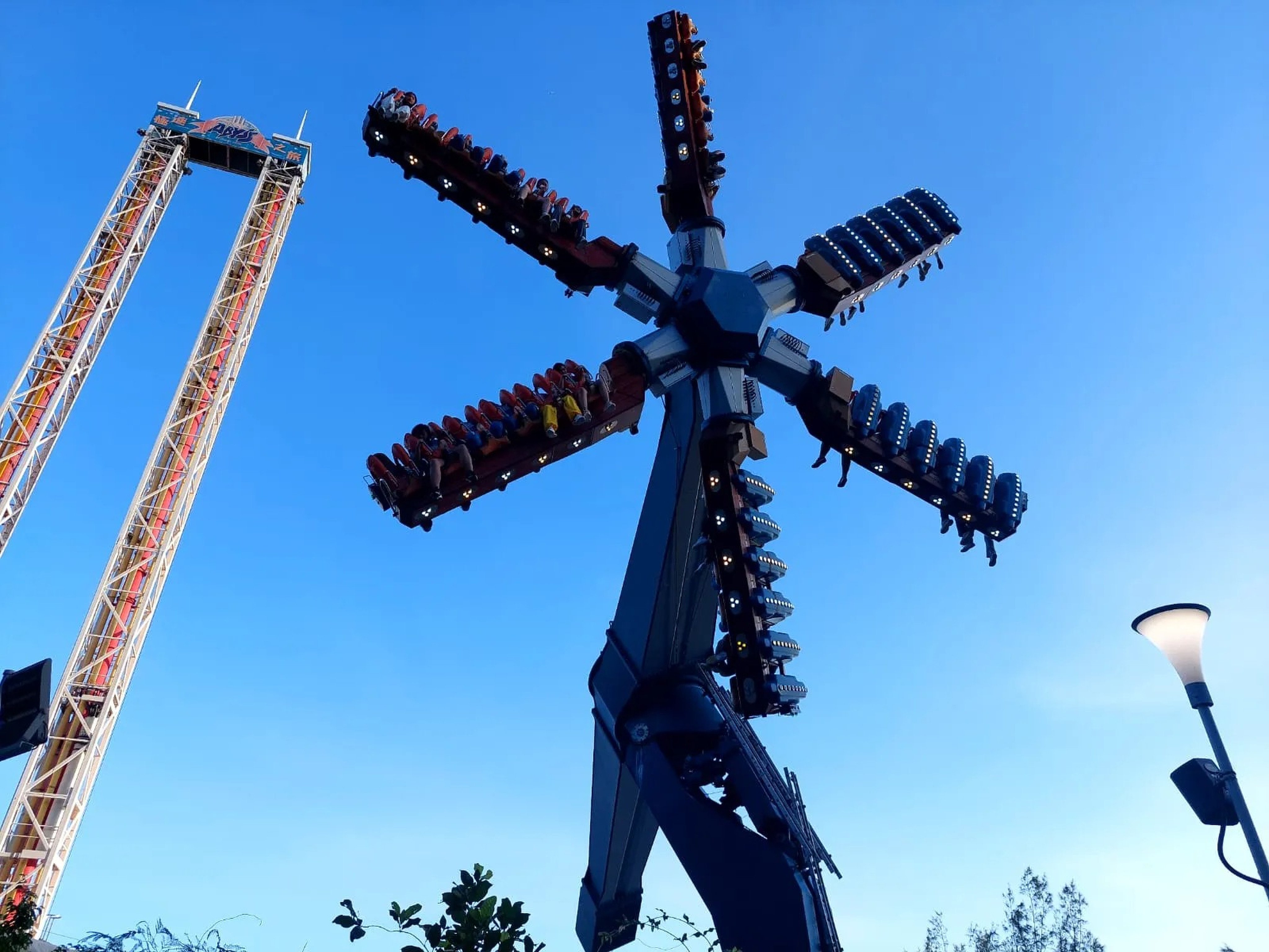 One social media user who was on the malfunctioning ride has described the “helplessness” of being suspended in mid-air for hours. Photo: Handout
