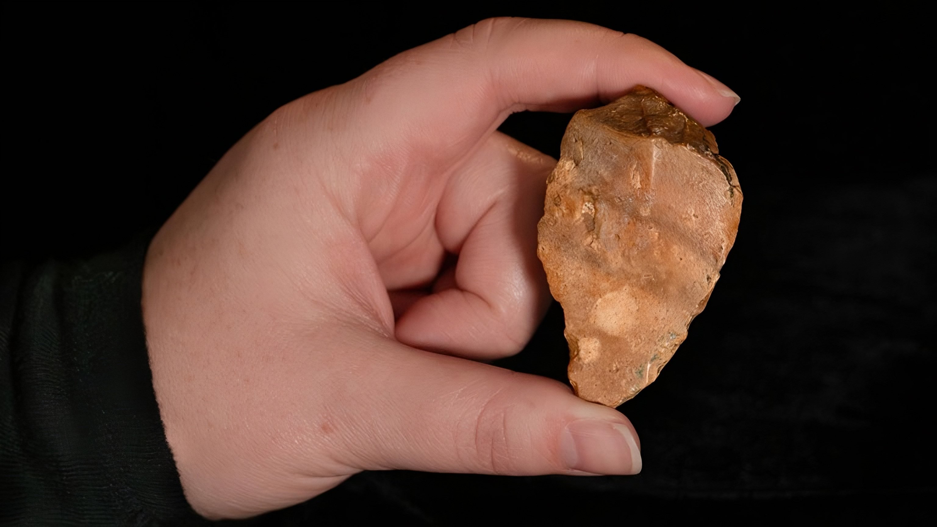 A stone tool dated to 1.04 million year ago. Prehistoric humans were thought to have only settled in Indonesia’s Flores Island and the Philippines’ Luzon Island around 1.02 million years ago. Photo: Handout