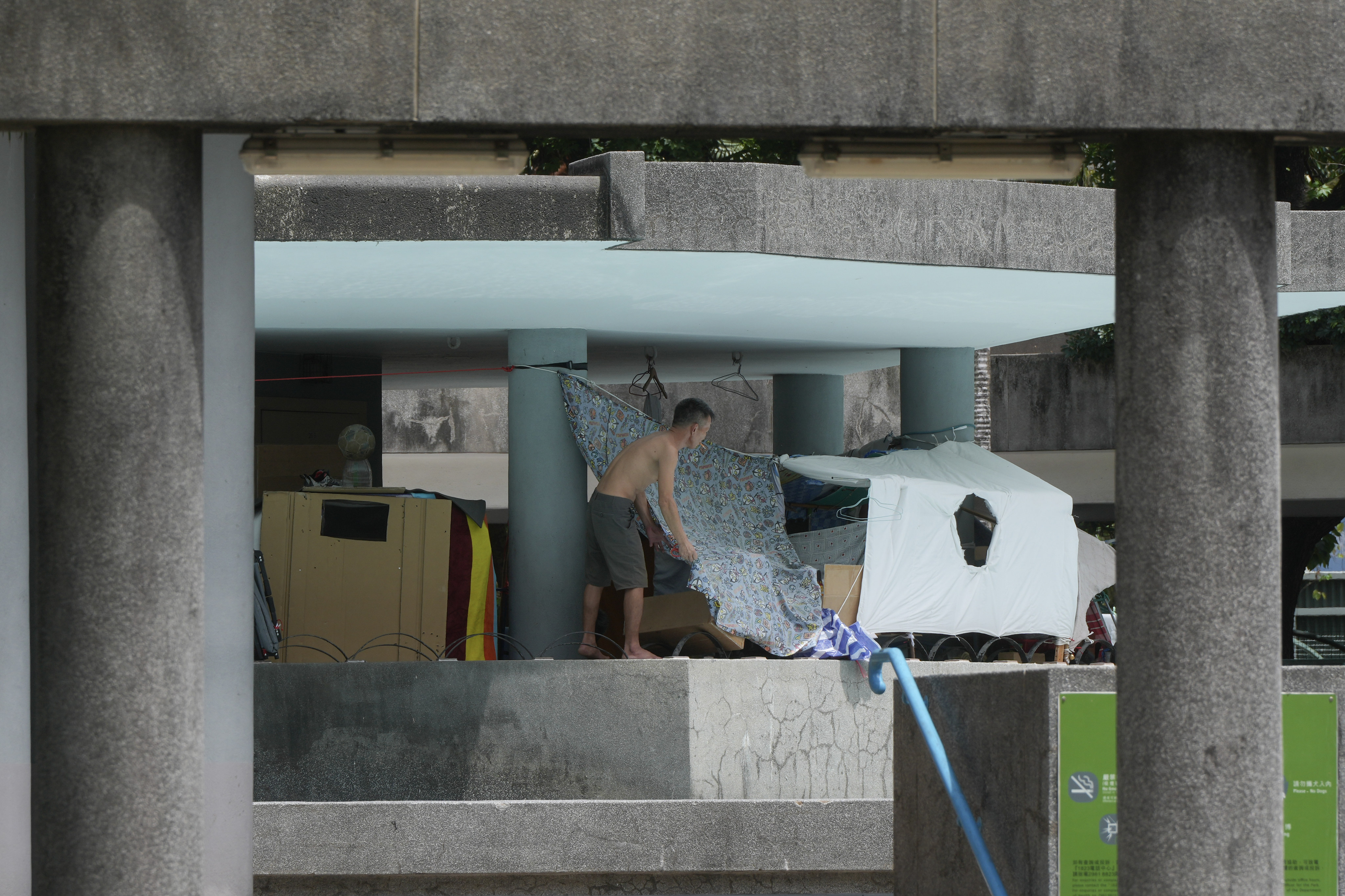 Homeless individuals can qualify for free and low-cost dental services next year. Photo: Sam Tsang