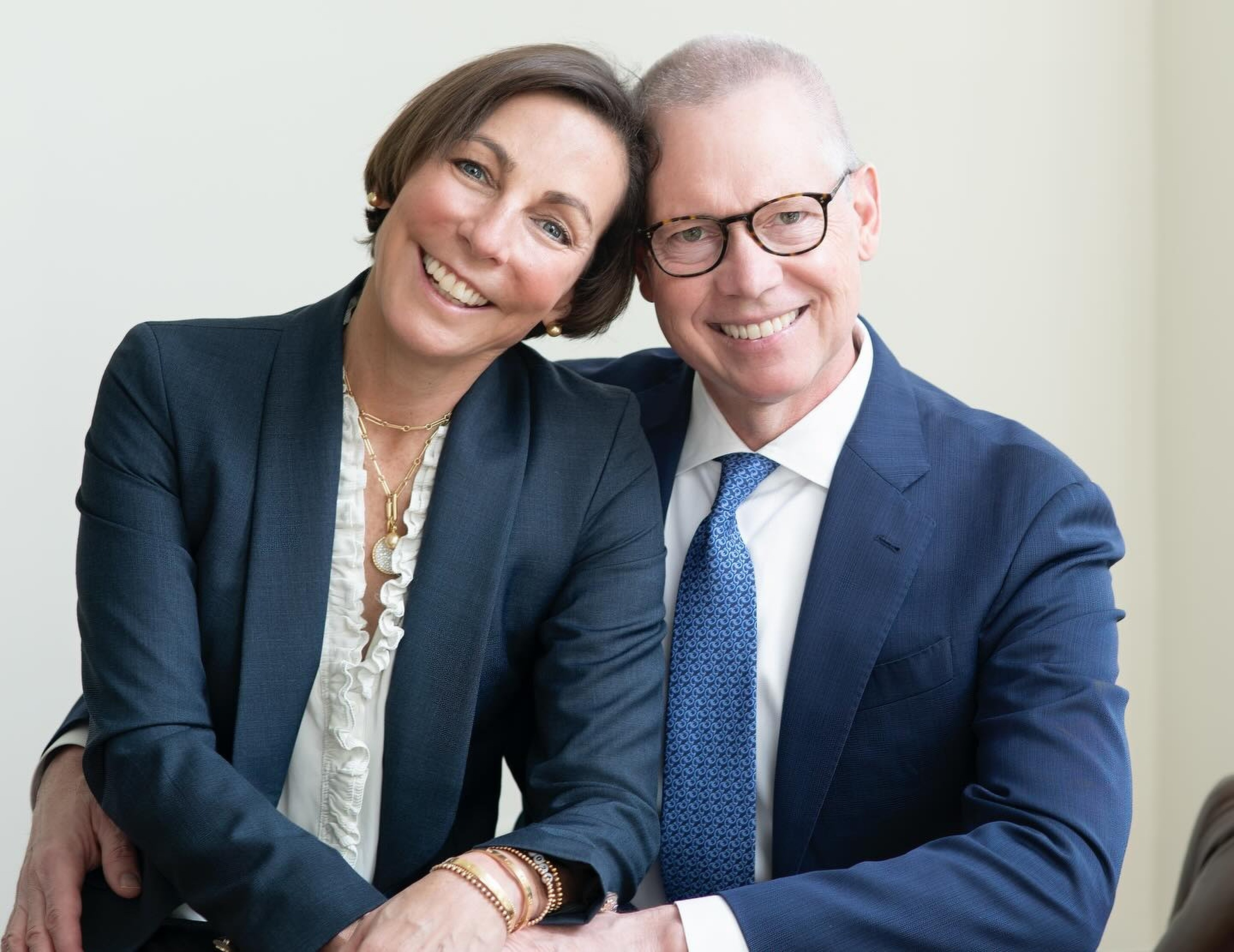 Lisa Larkin with her husband Arthur Pancioli. The pair met when Larkin was in hospital in New York, waiting for her first round of chemotherapy for breast cancer. Photo: Dr Lisa Larkin