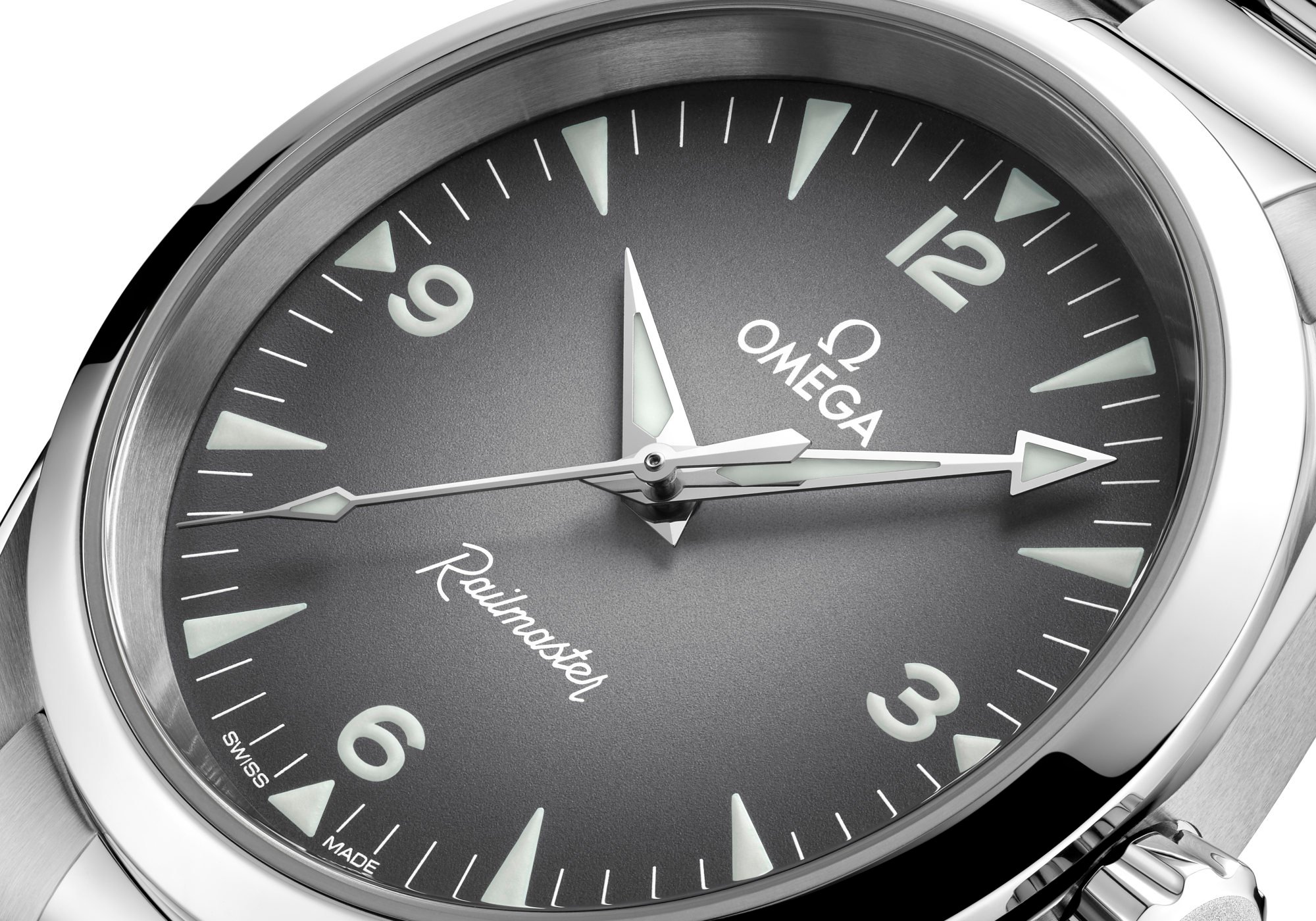 The restrained dial of the new Railmaster 38mm. Photo: Handout