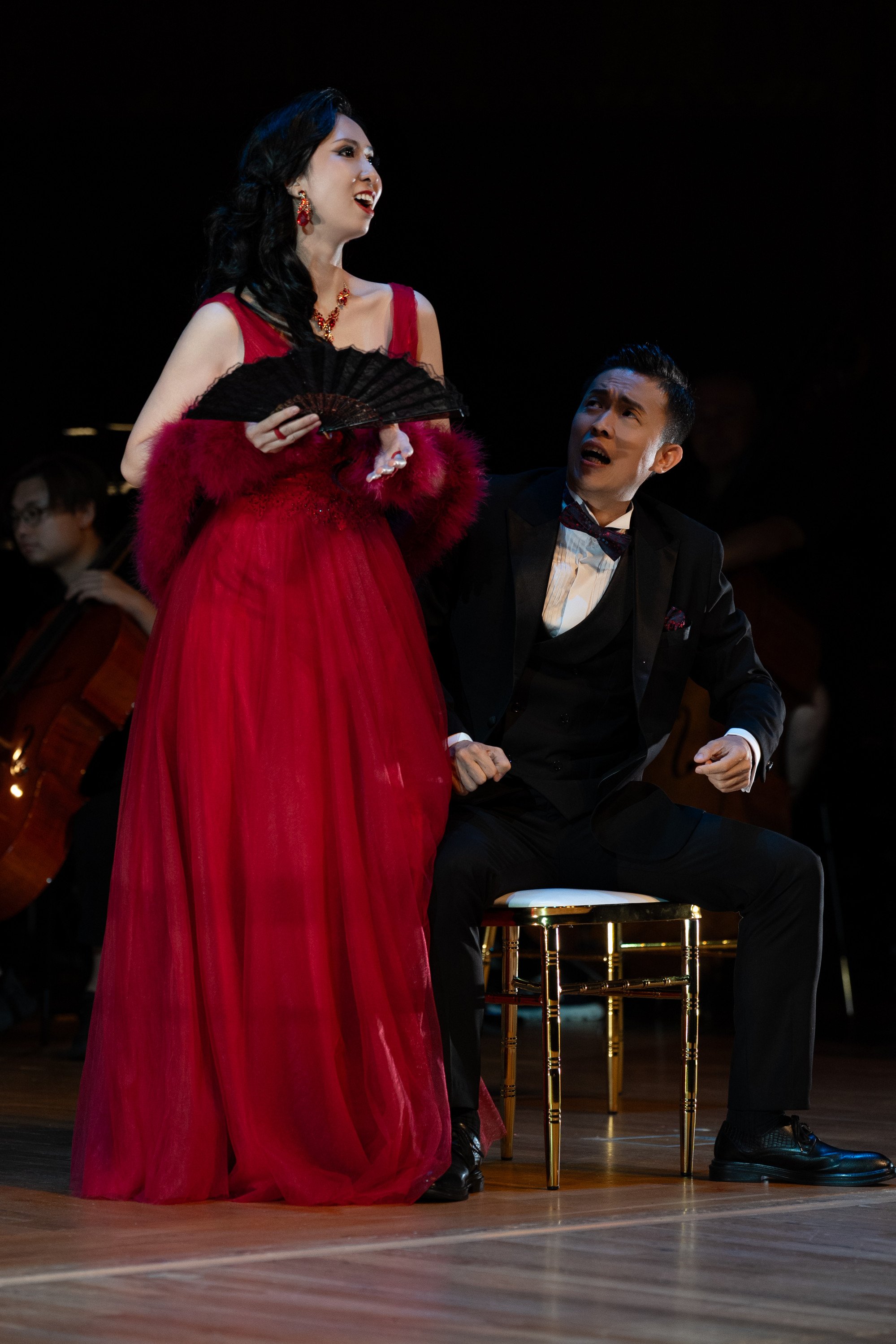 Christy Li and Lam Kwok-ho in The Merry Widow. Photo: Opera Hong Kong