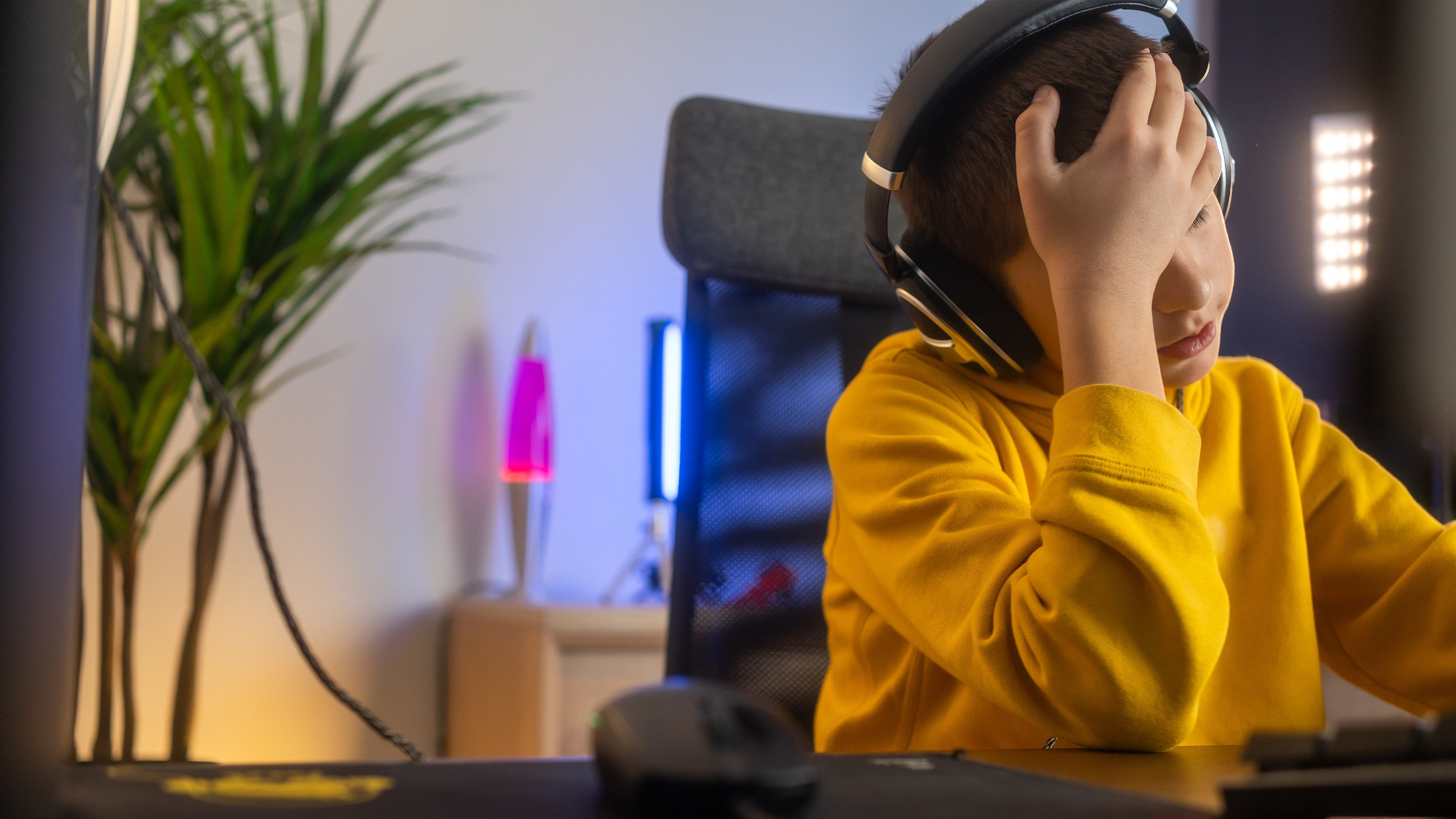 An esports club in China is offering a 22-day, US$1,400 course aimed at helping children quit gaming. Photo: Shutterstock
