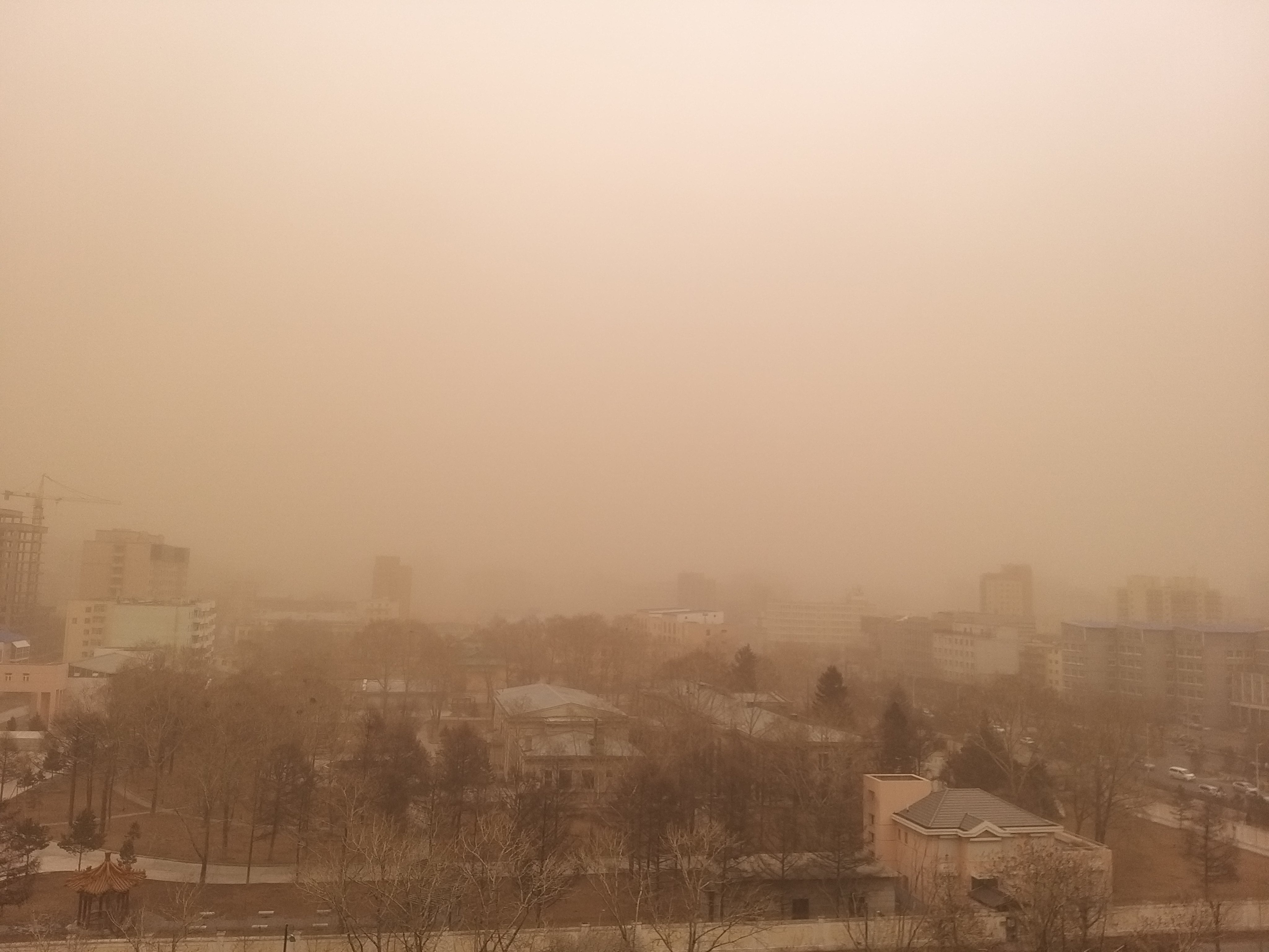 A deadly dust storm blankets Mongolian capital Ulaanbaatar in March 2021. Mongolia experiences dozens of sandstorms every year, with the most severe occurring in the spring and early summer. Photo: Xinhua