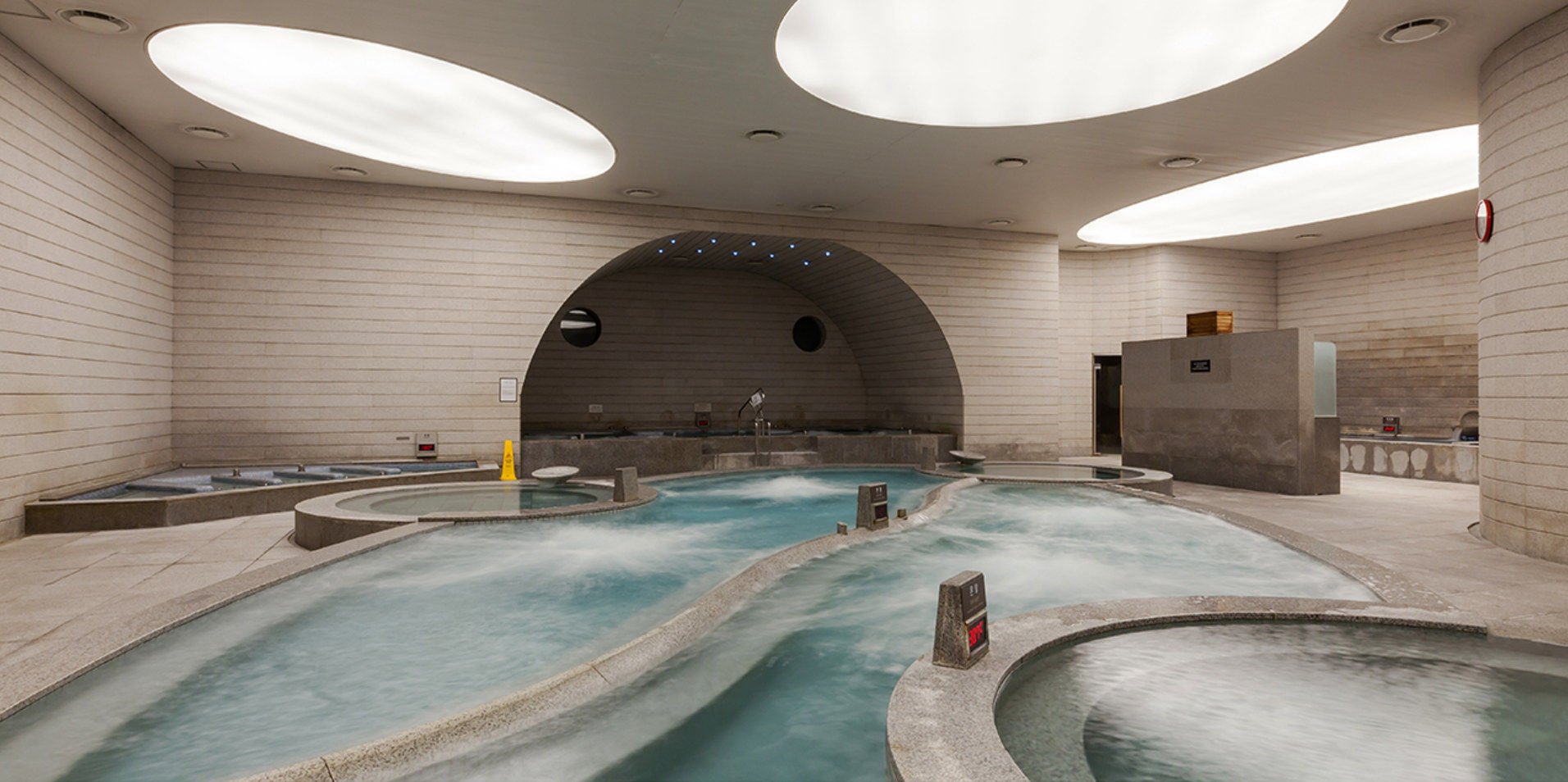 One of the pool rooms at Spa Land in Busan, where you can enjoy baths, body scrubs, plunge pools, a salt room, traditional spa treatments and more. Photo: Rebecca Lo