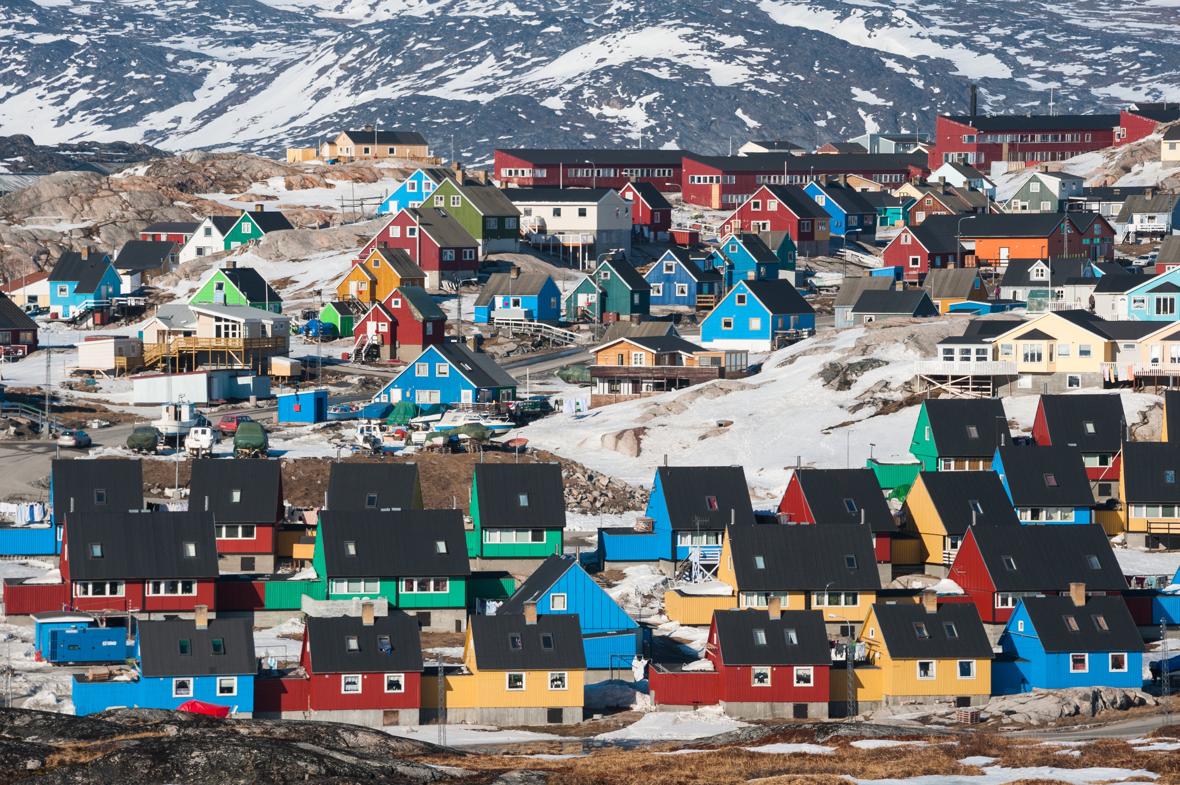 Colourful houses in Ilulissat, North Greenland. Photo: Shutterstock