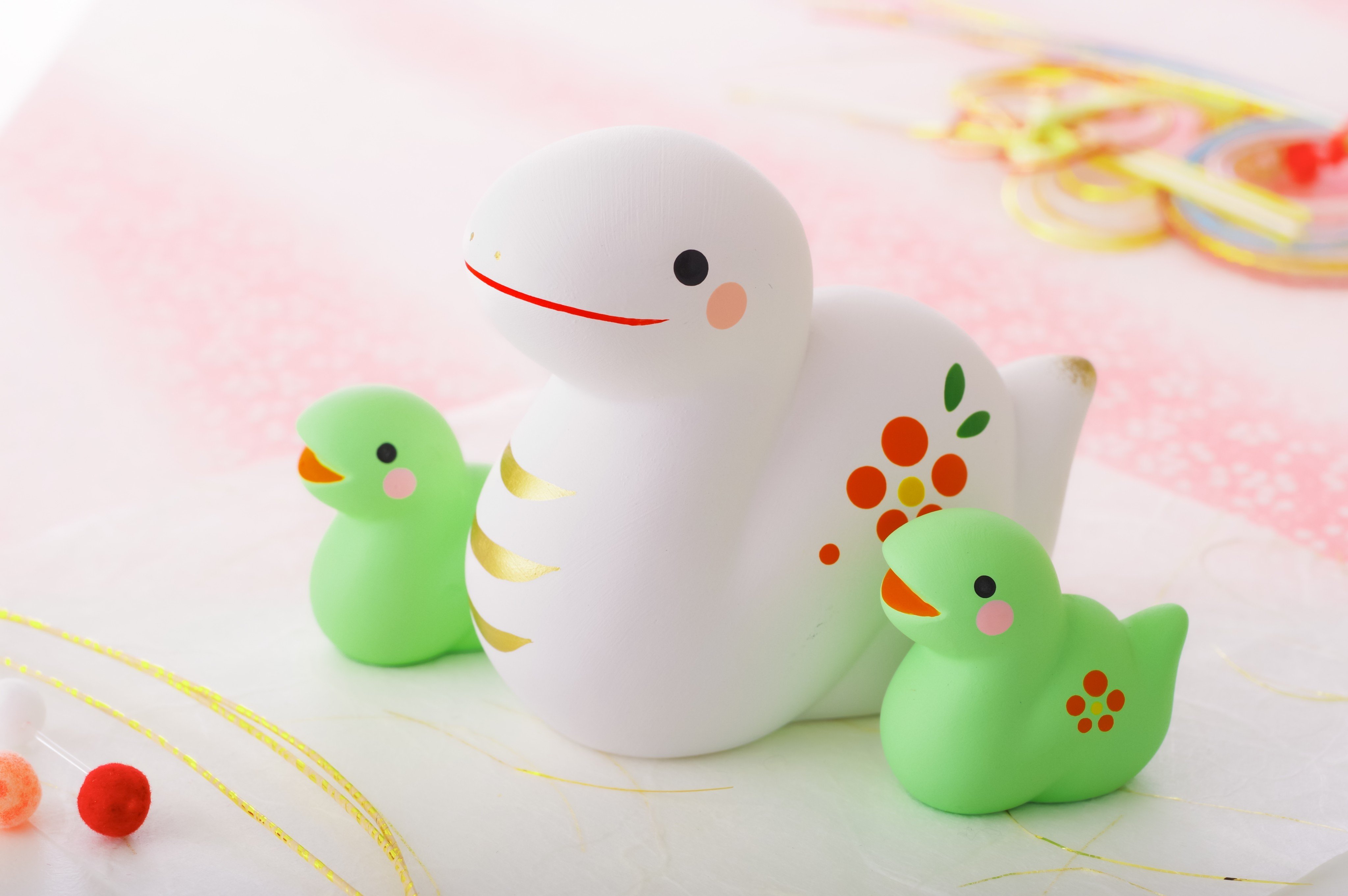 Snakes who are in relationships should increase communication to avoid cold wars. Photo: Shutterstock