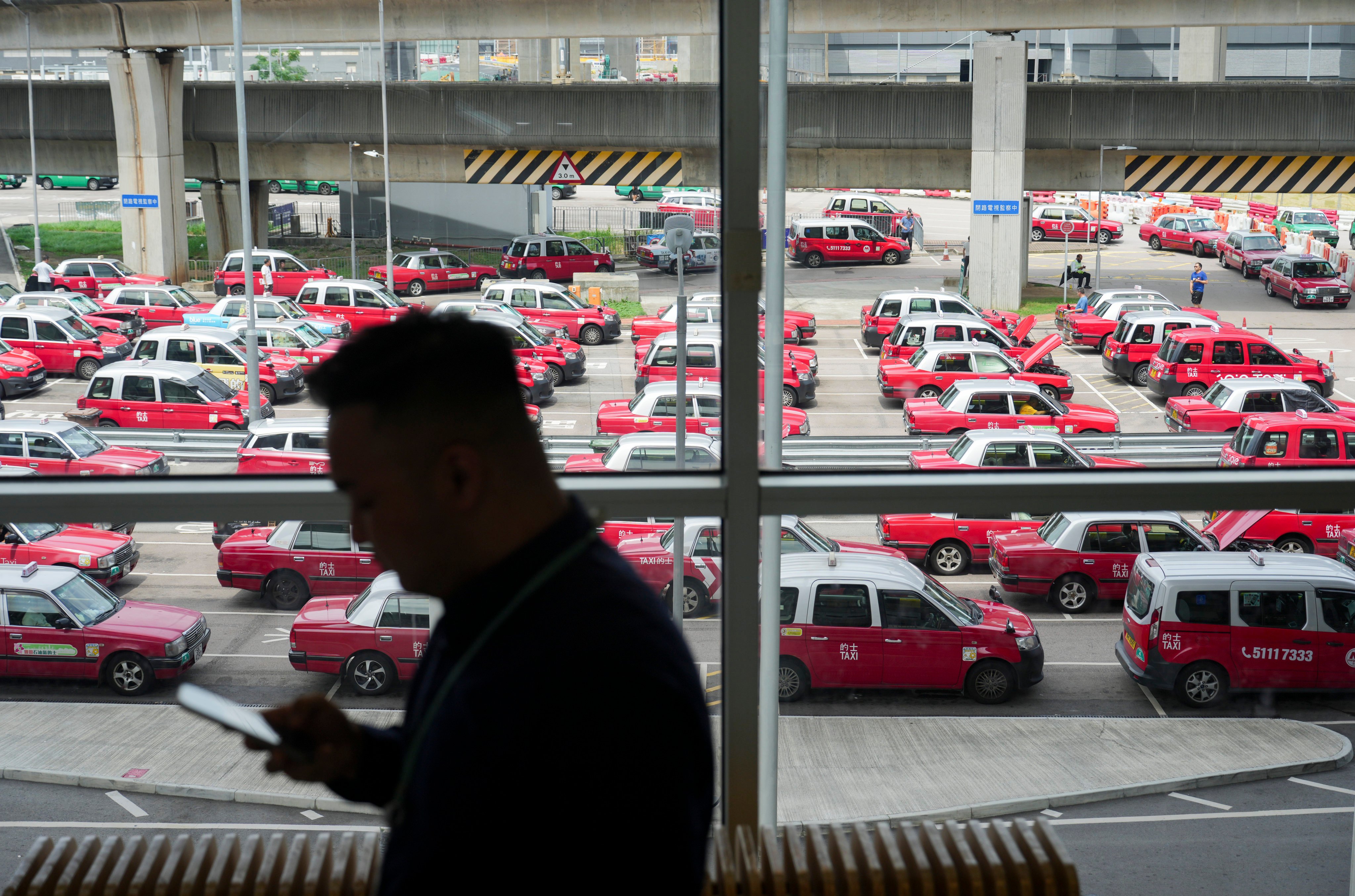 Legalisation of ride-hailing platforms will provide passengers with other options. Photo: Sam Tsang