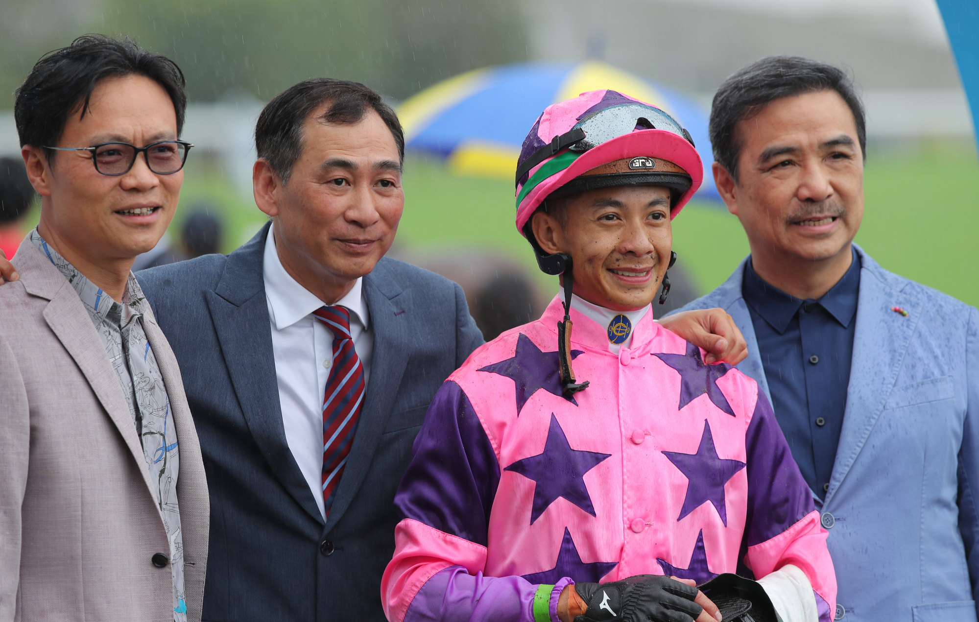 Trainer Michael Chang (second from left), jockey Derek Leung and connections of You’remyeverything. Trainer Michael Chang (second from left), jockey Derek Leung and connections of You’remyeverything.