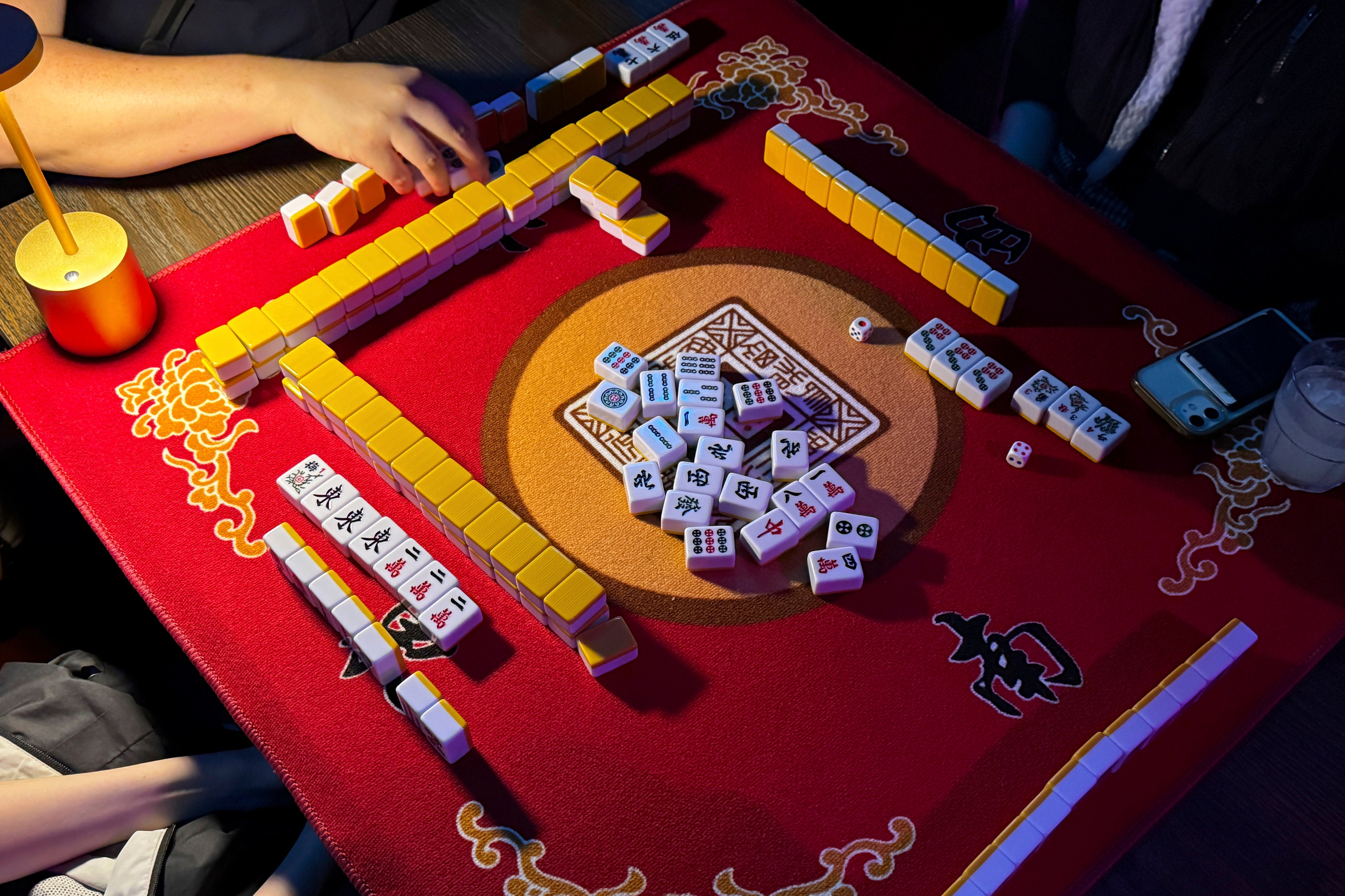 People play mahjong at an event organised by the YLL Mahjong Club in San Francisco. Photo: AP