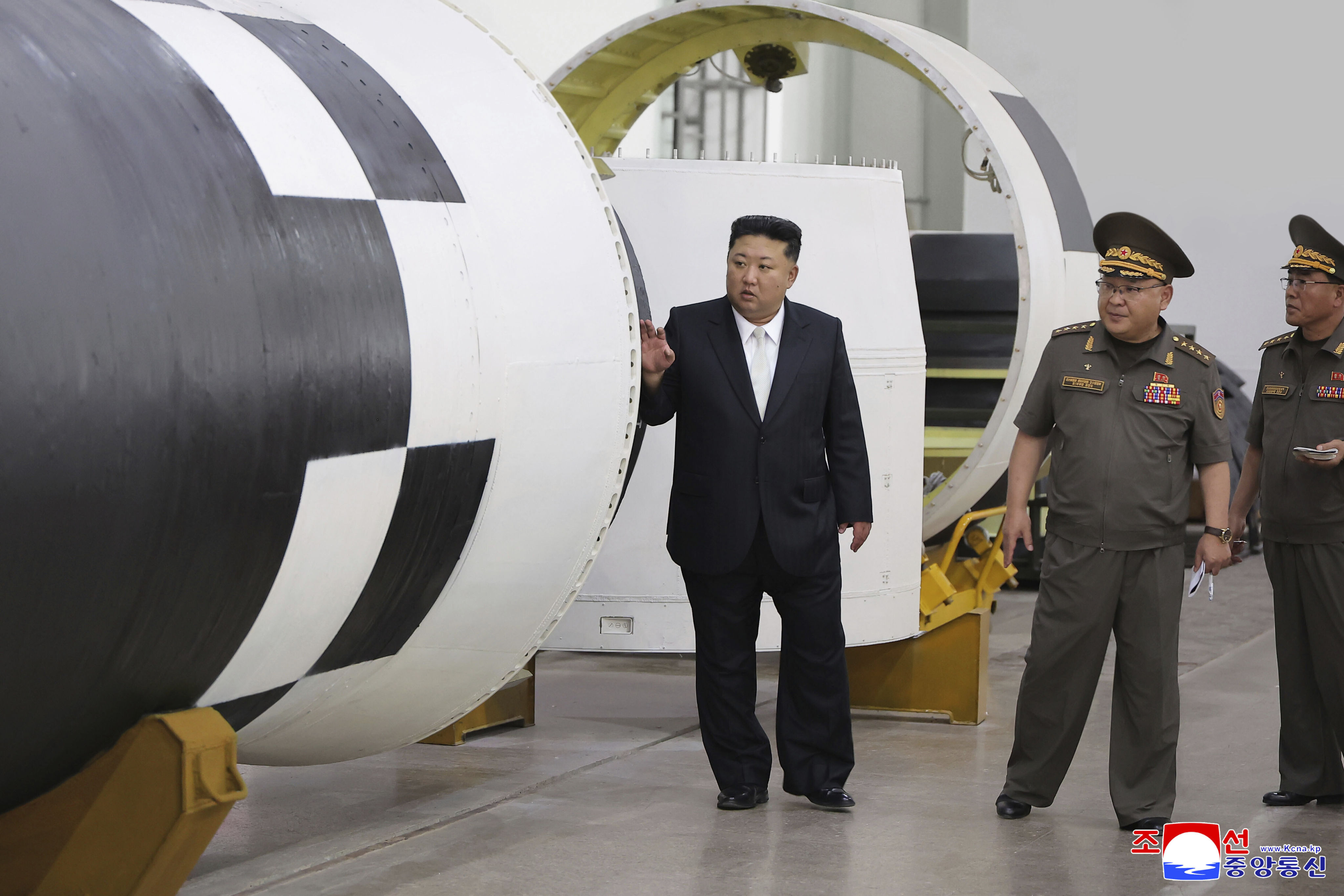 North Korean leader Kim Jong-un inspects a missile research institute at undisclosed location in North Korea on September 1.Photo: Korean Central News Agency/Korea News Service via AP