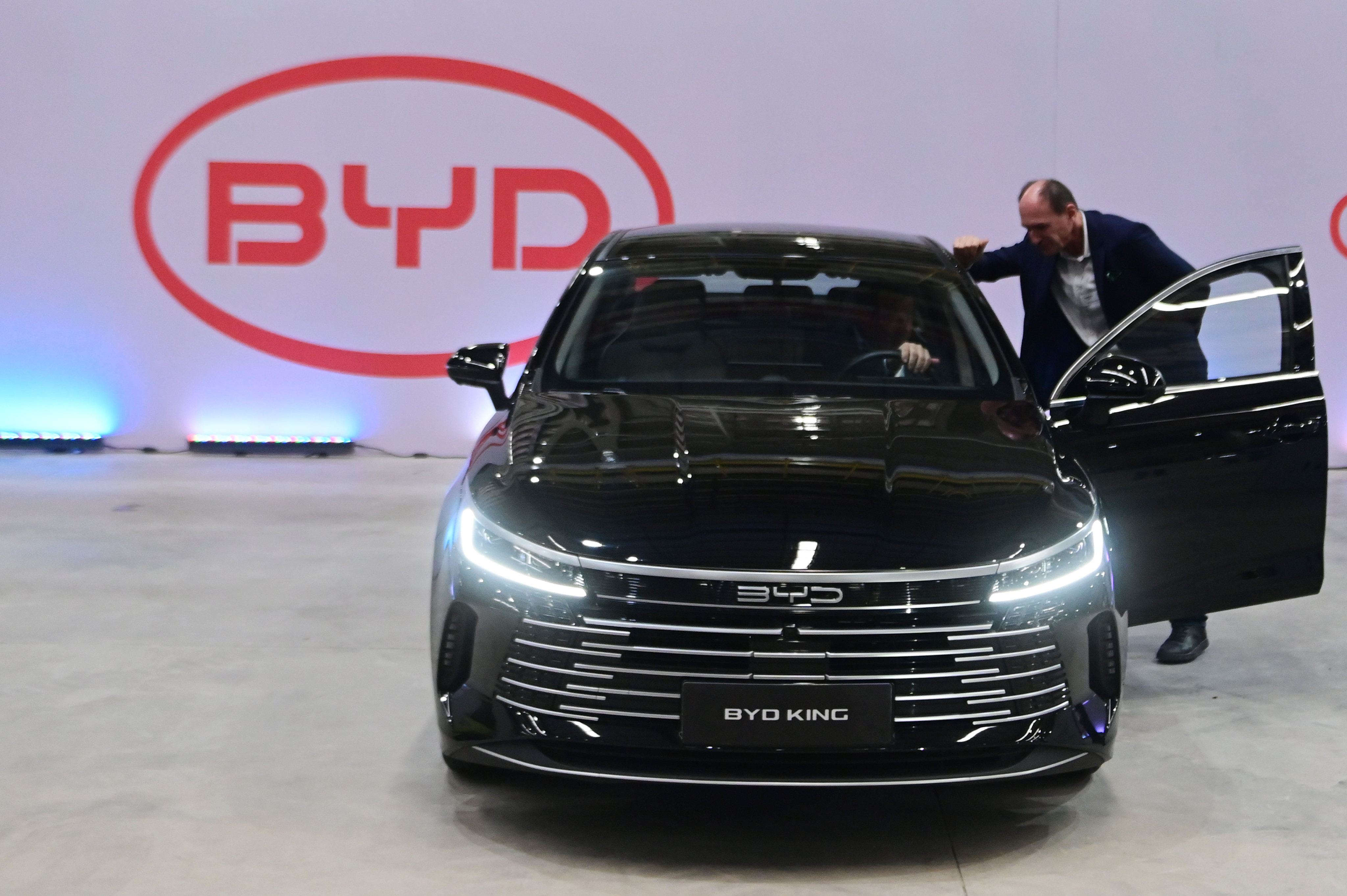 BYD reported a 30 per cent drop in second-quarter profit as steep discounts on the mainland squeezed its profit margin. Photo: Xinhua