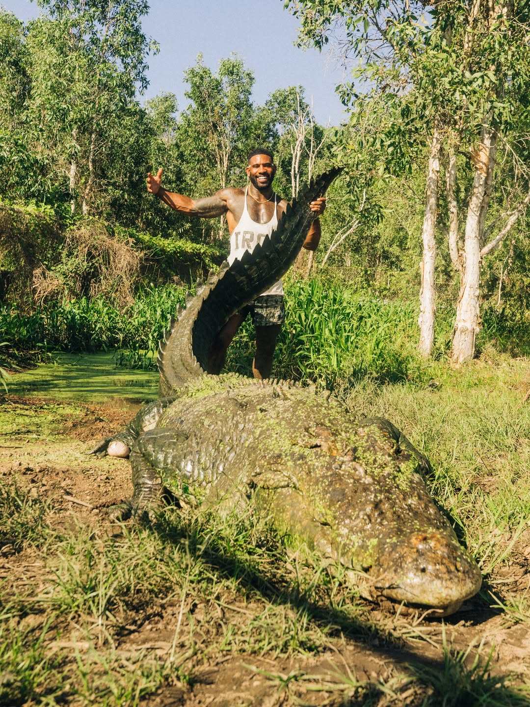 US influencer Mike Holston poses with a crocodile in Australia. Photo: Instagram/therealtarzann
