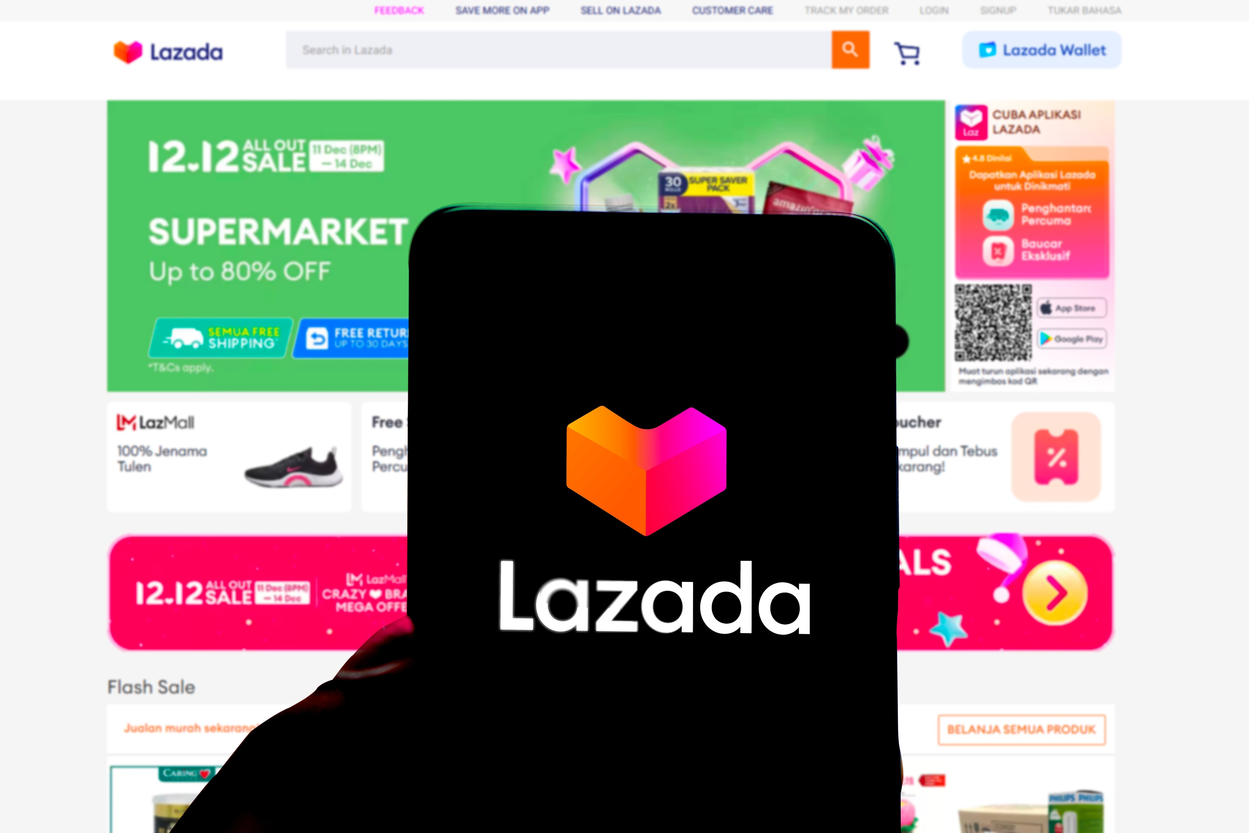 Lazada last year ranked third among e-commerce platforms operating in Southeast Asia. Photo: Shutterstock