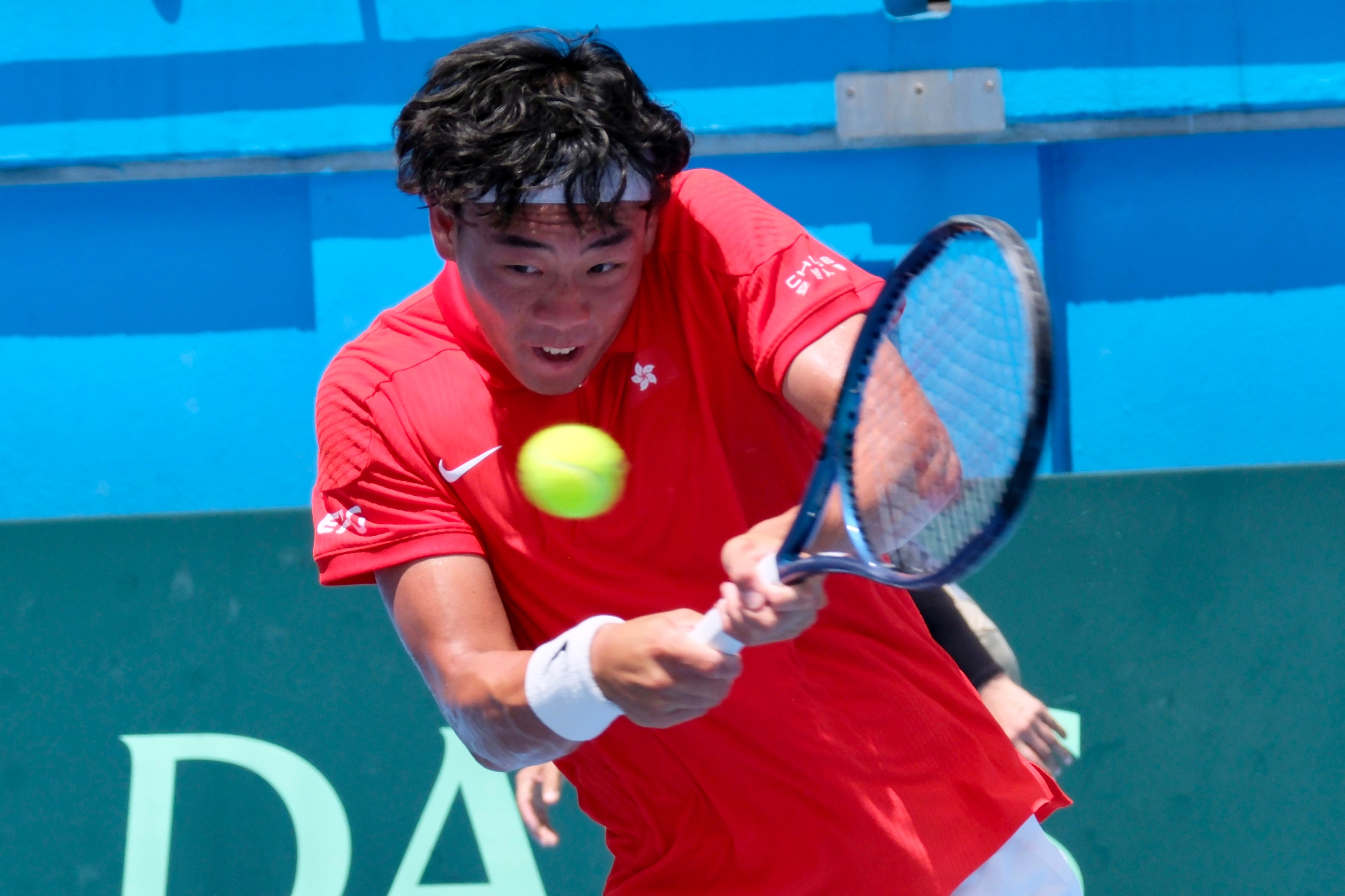 Coleman Wong lost on Thursday to world No 168 Taro Daniel at the Sichuan International Tennis Centre. Photo: Karma Lo