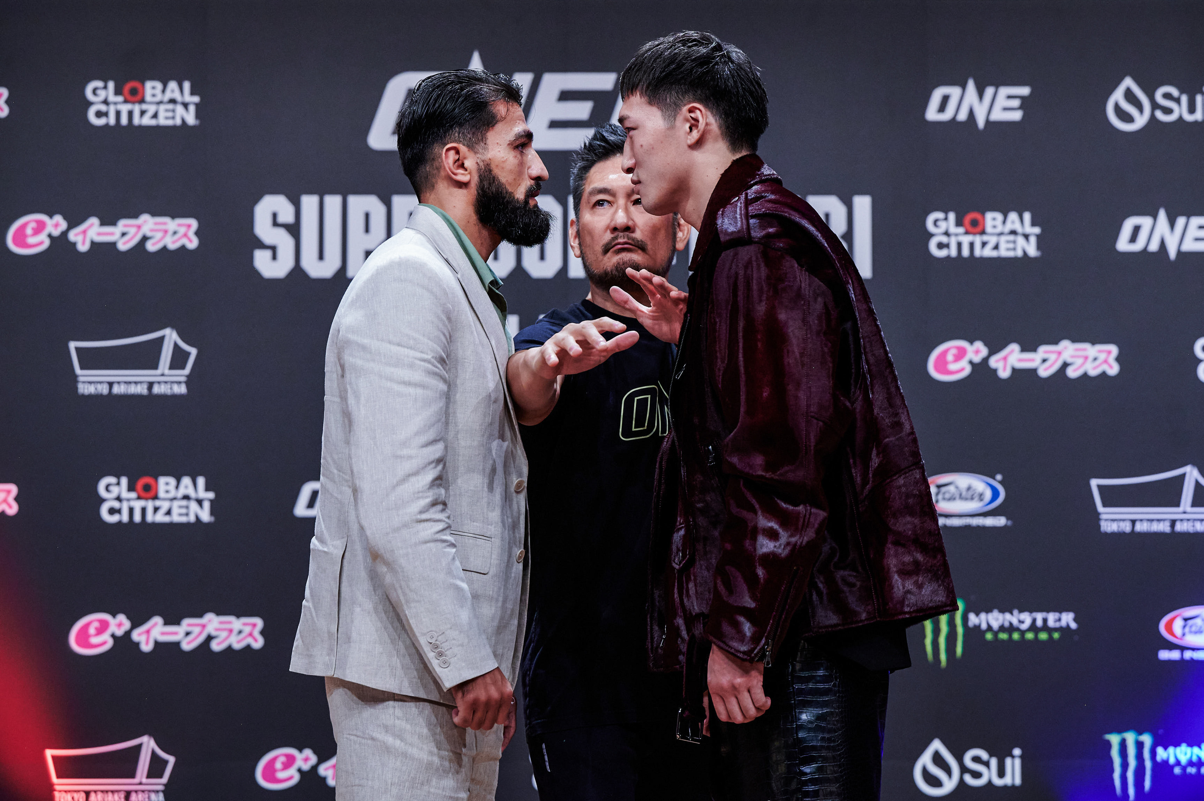 Rukiya Anpo (right) wiill fight Armenian Marat Grigorian in his ONE Championship debut on November 16. Photo: ONE Championship