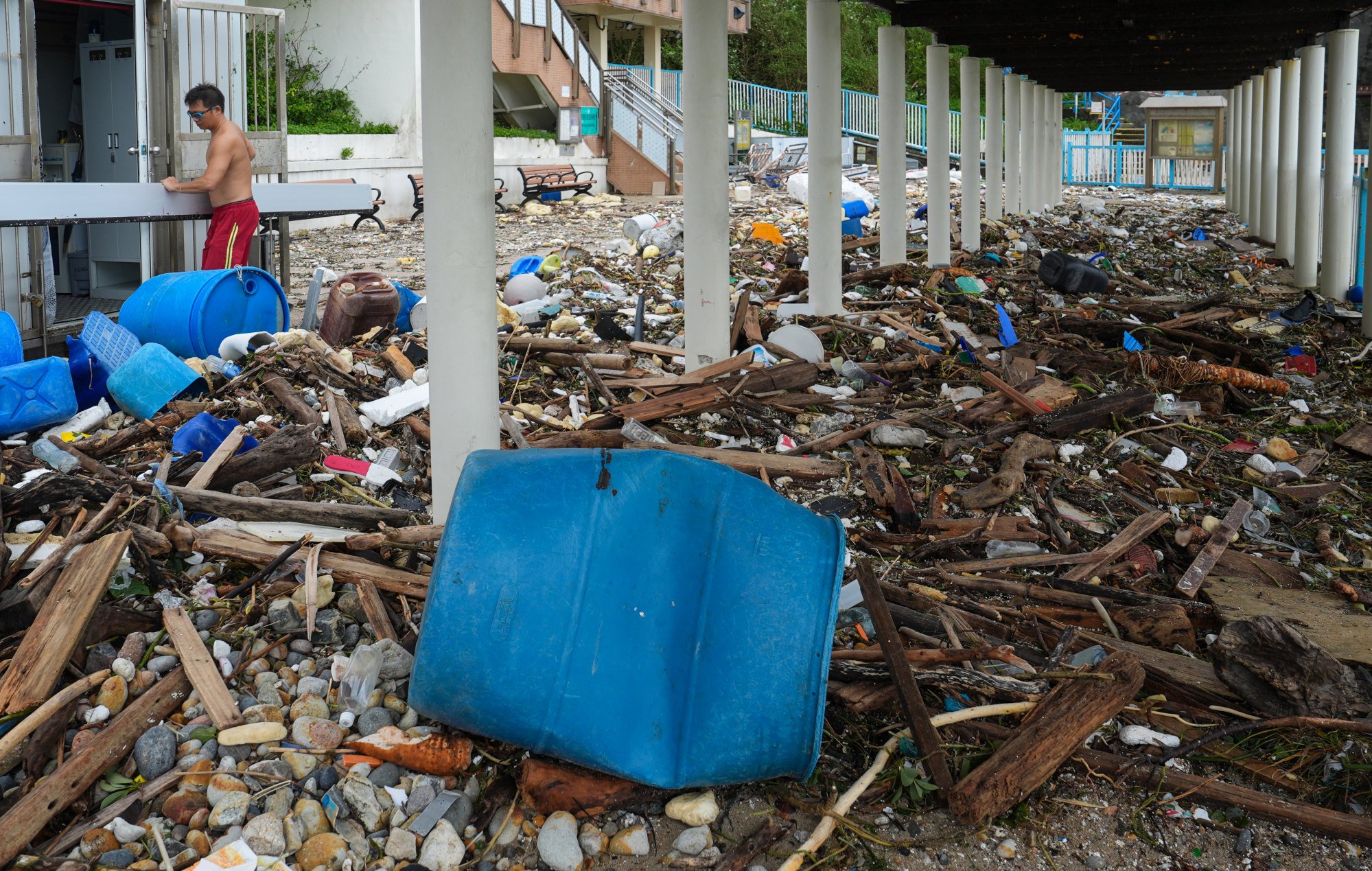 Massive debris on Silverstrand Beach. Photo: Elson Li Massive debris on Silverstrand Beach. Photo: Elson Li