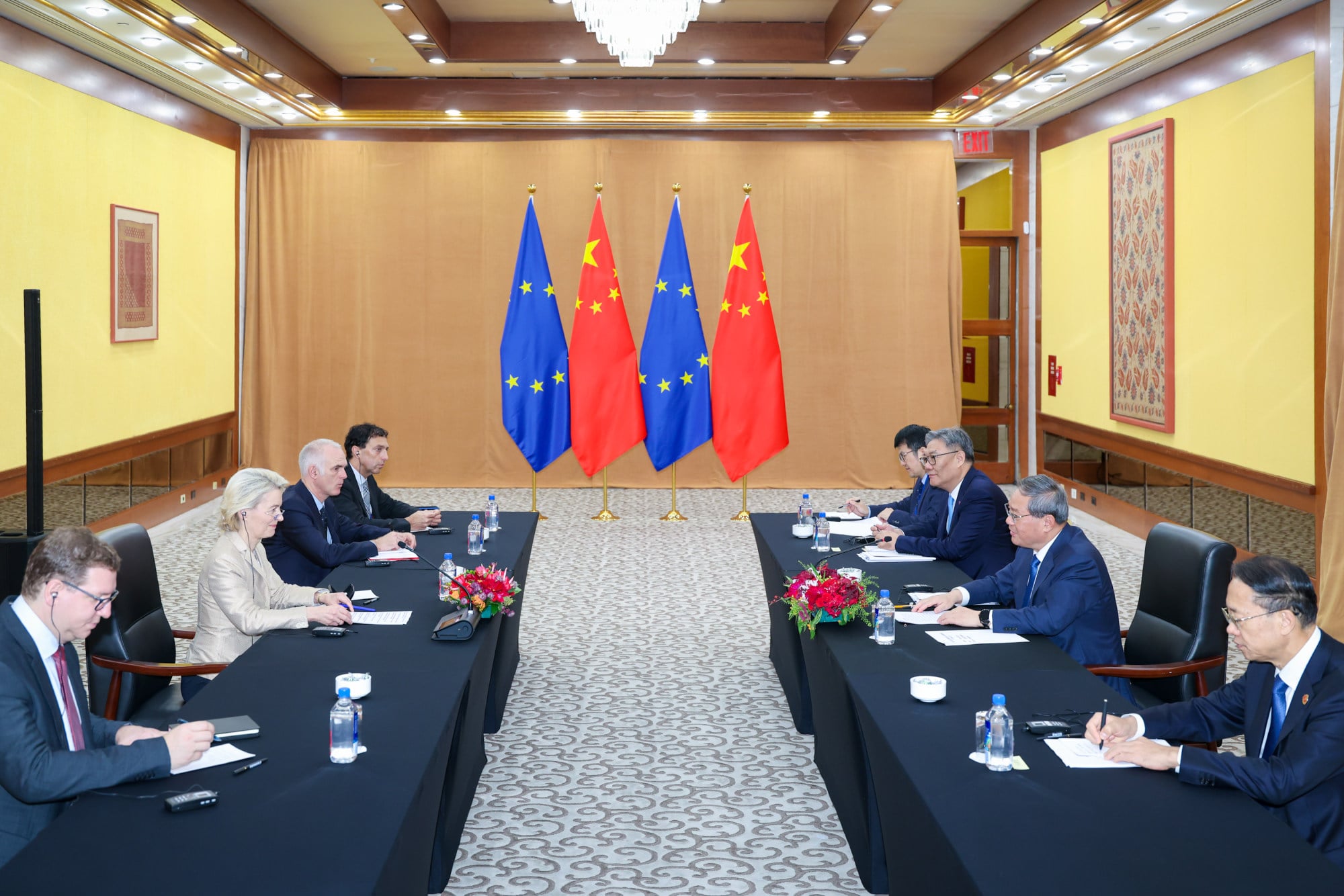 Chinese Premier Li Qiang meets with European Commission President Ursula von der Leyen in New York on Wednesday. Photo: Xinhua Chinese Premier Li Qiang meets with European Commission President Ursula von der Leyen in New York on Wednesday. Photo: Xinhua