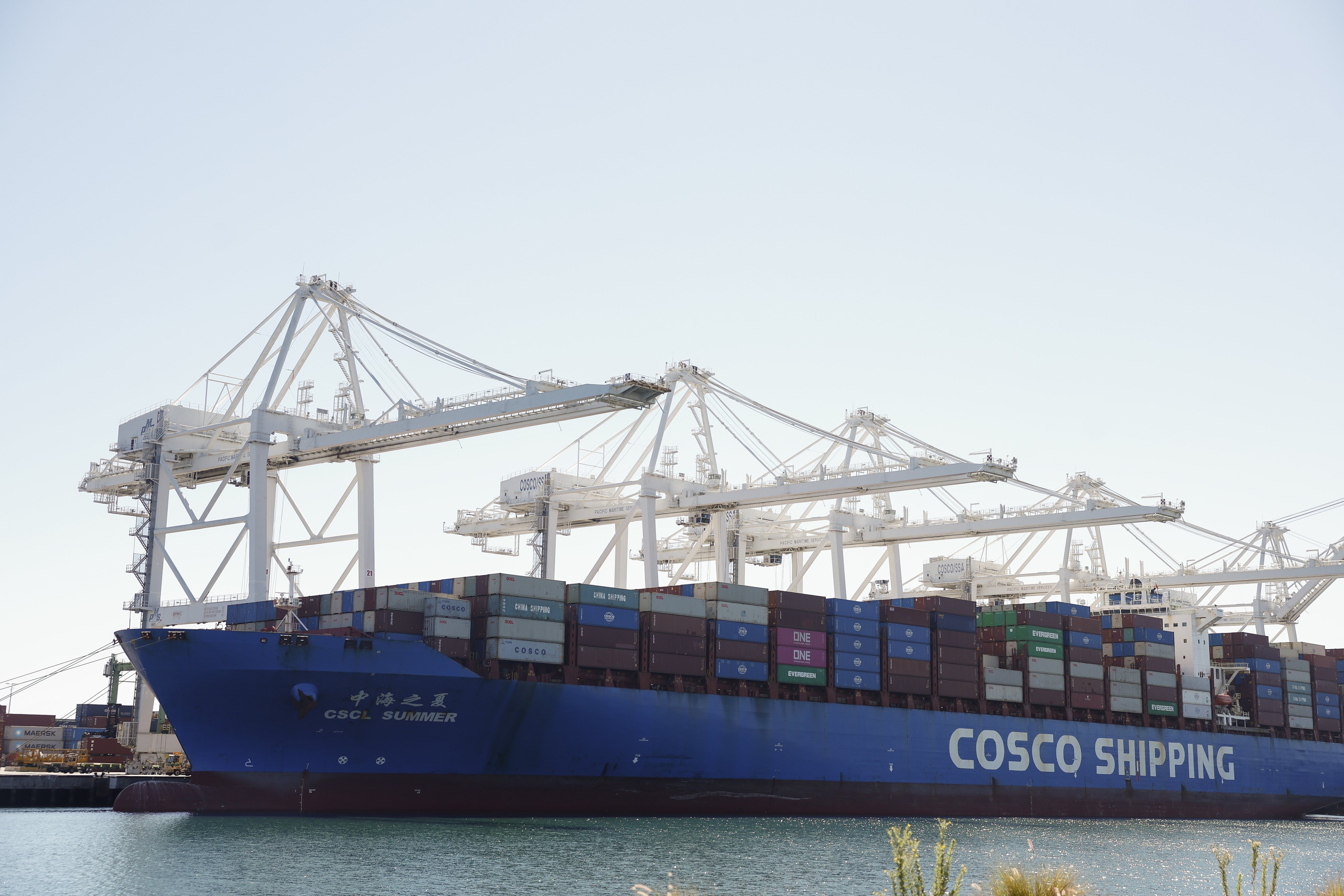 A Cosco Shipping vessel is seen at the Port of Los Angeles in the US state of California on September 9. Cosco Shipping Lines, the container arm of the Shanghai and Hong Kong-listed Cosco Shipping Holdings, has affirmed its commitment to maintaining the “stable operation” of its liner service to the US market. Photo: EPA