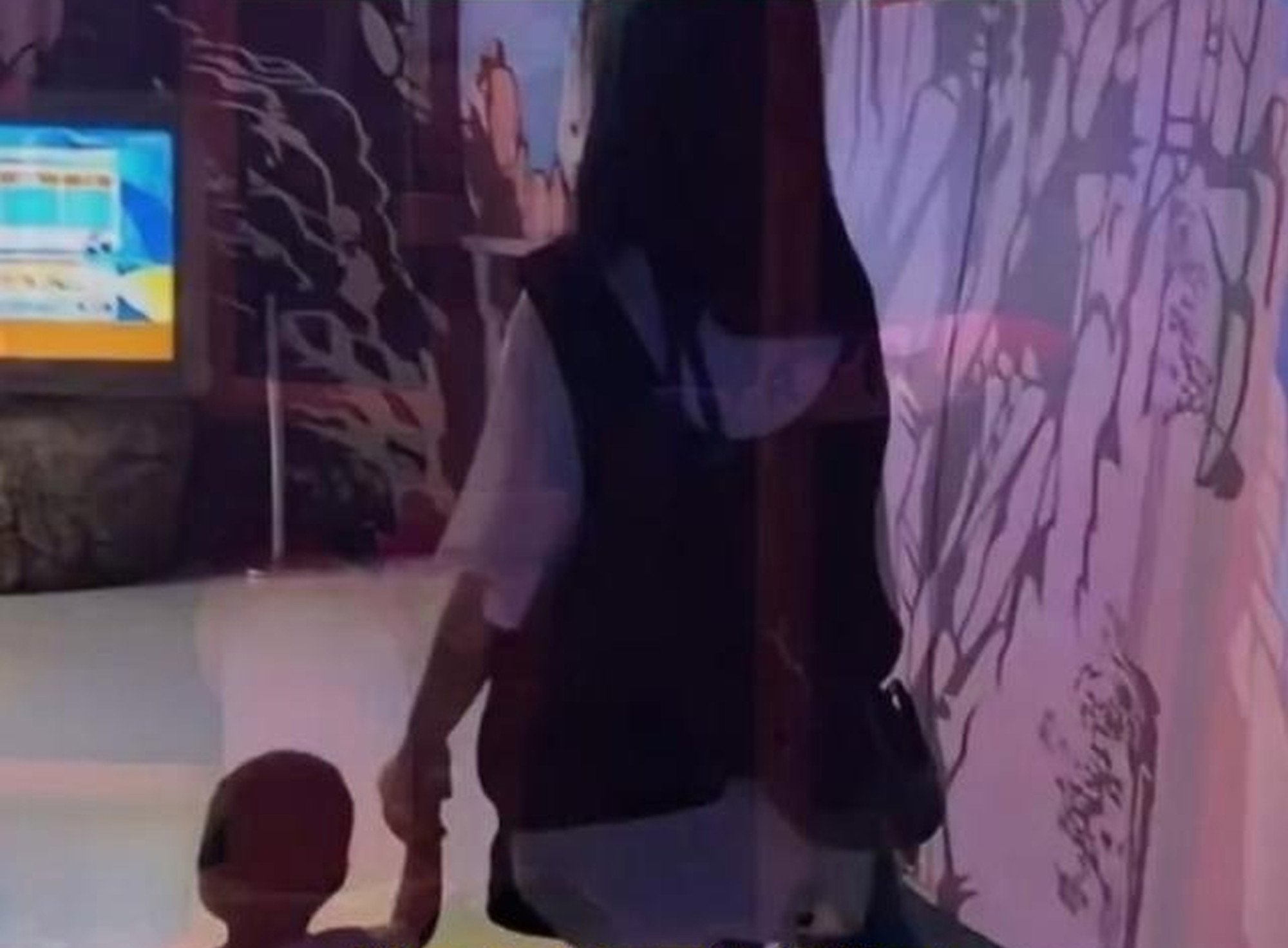 Chen Meilin out and about with her two young children before tragedy struck. Photo: Handout