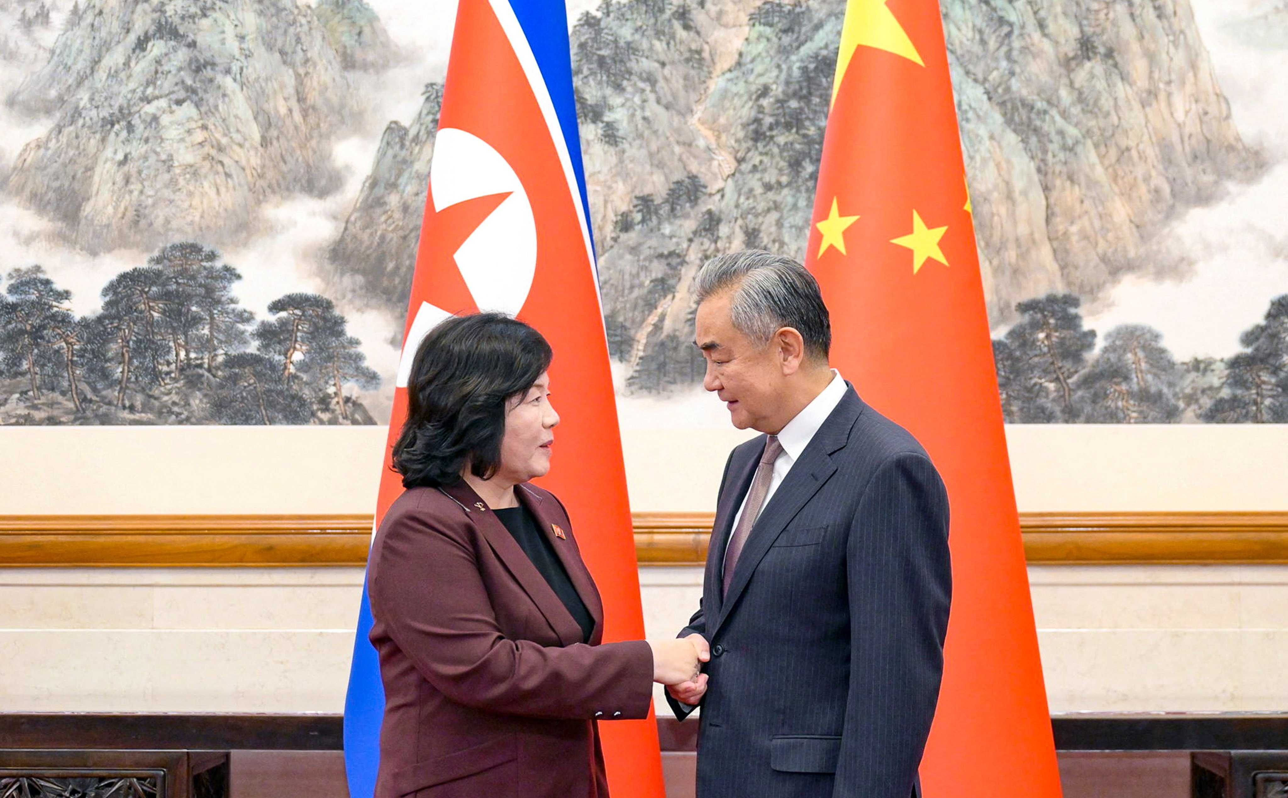 North Korean Foreign Minister Choe Son Hui (left) and her Chinese counterpart Wang Yi meet in Beijing on Sunday. Photo: Reuters