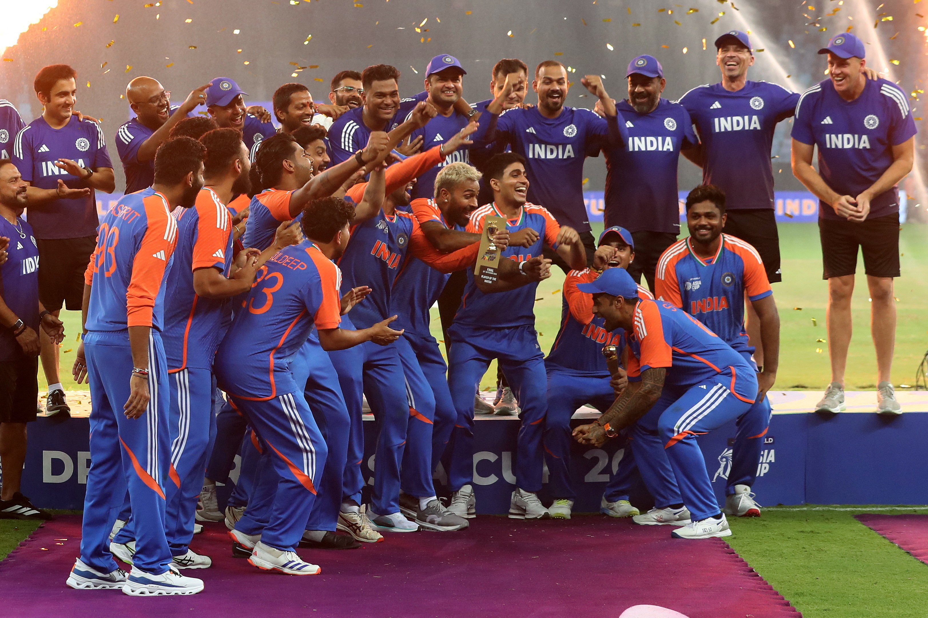 India players celebrate winning the Asia Cup without a trophy during the presentation ceremony. Photo: Reuters