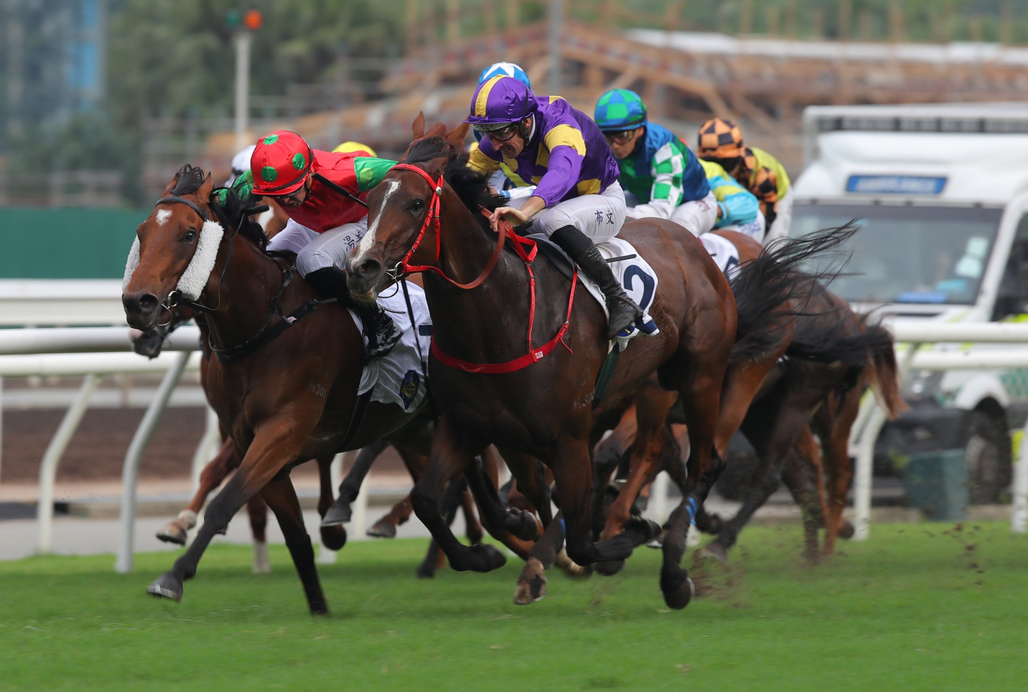 Invincible Sage (left) goes down narrowly to Helios Express in last season’s Group Three Sha Tin Vase (1,200m). Invincible Sage (left) goes down narrowly to Helios Express in last season’s Group Three Sha Tin Vase (1,200m).