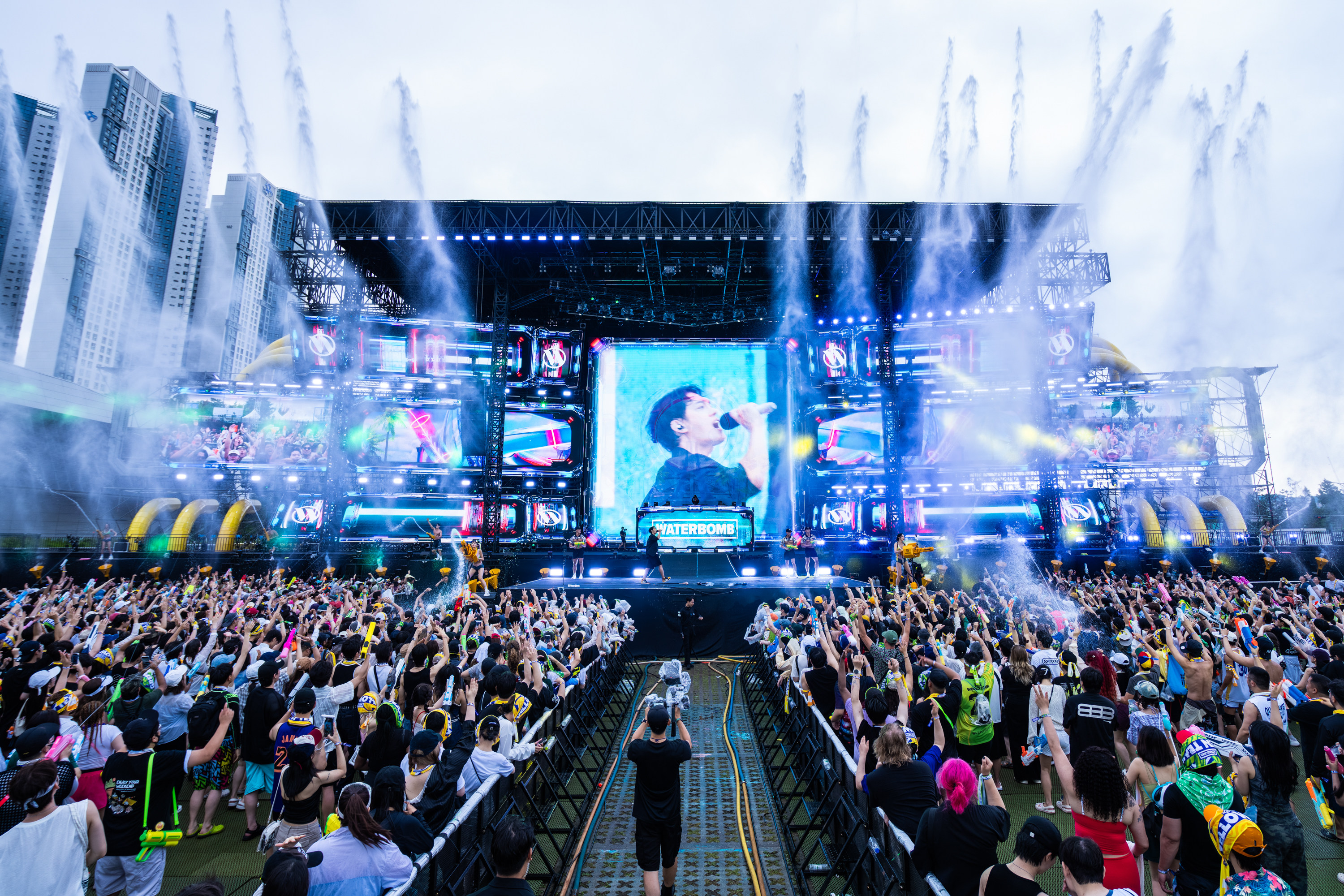 A K-pop performance at the Waterbomb Hong Kong festival in 2024. Photo: Handout