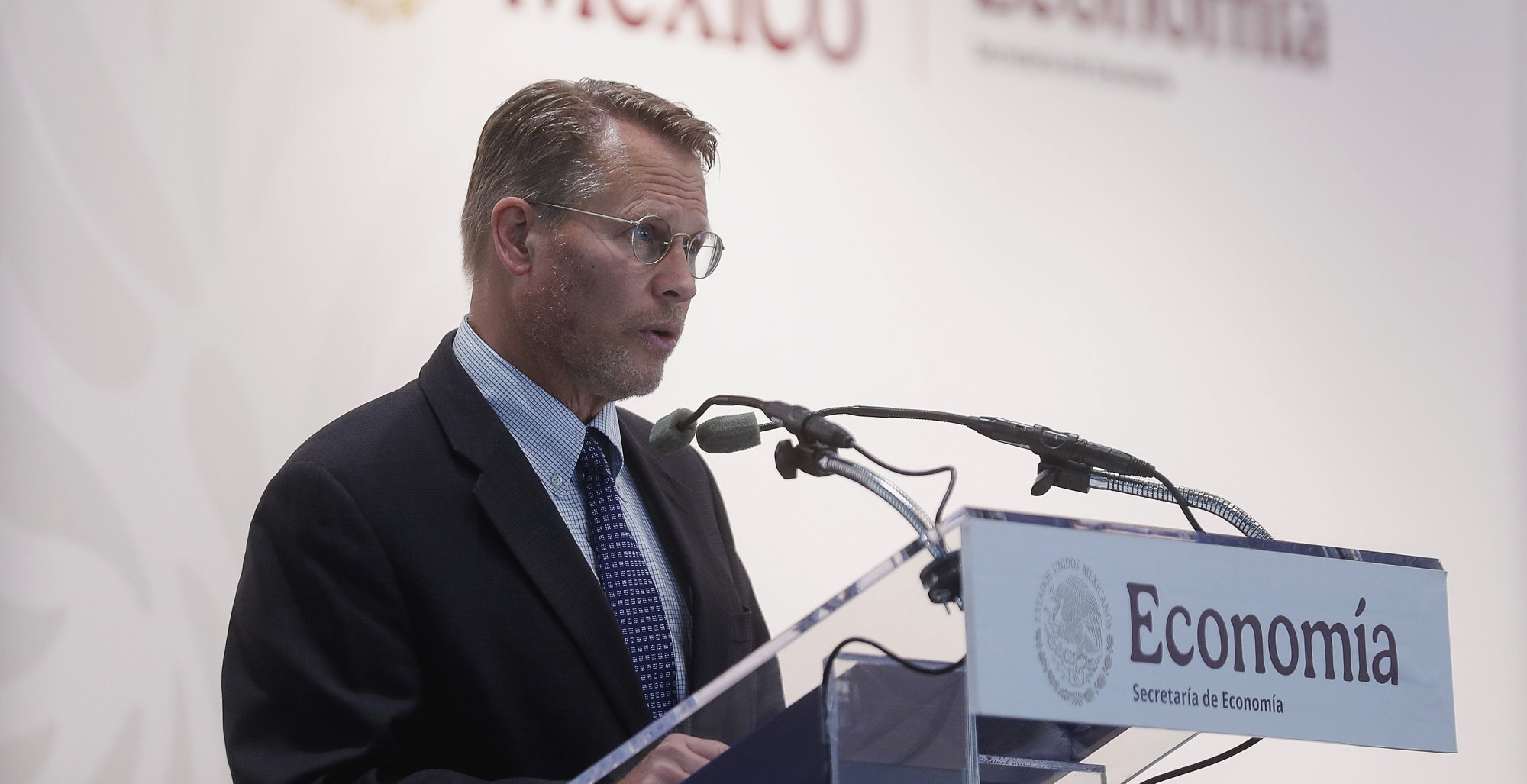 Mark Johnson, the chargé d’affaires at the US embassy in Mexico, speaks at the opening of the Mexico-US Semiconductor Forum in Mexico City last week. Photo: EPA