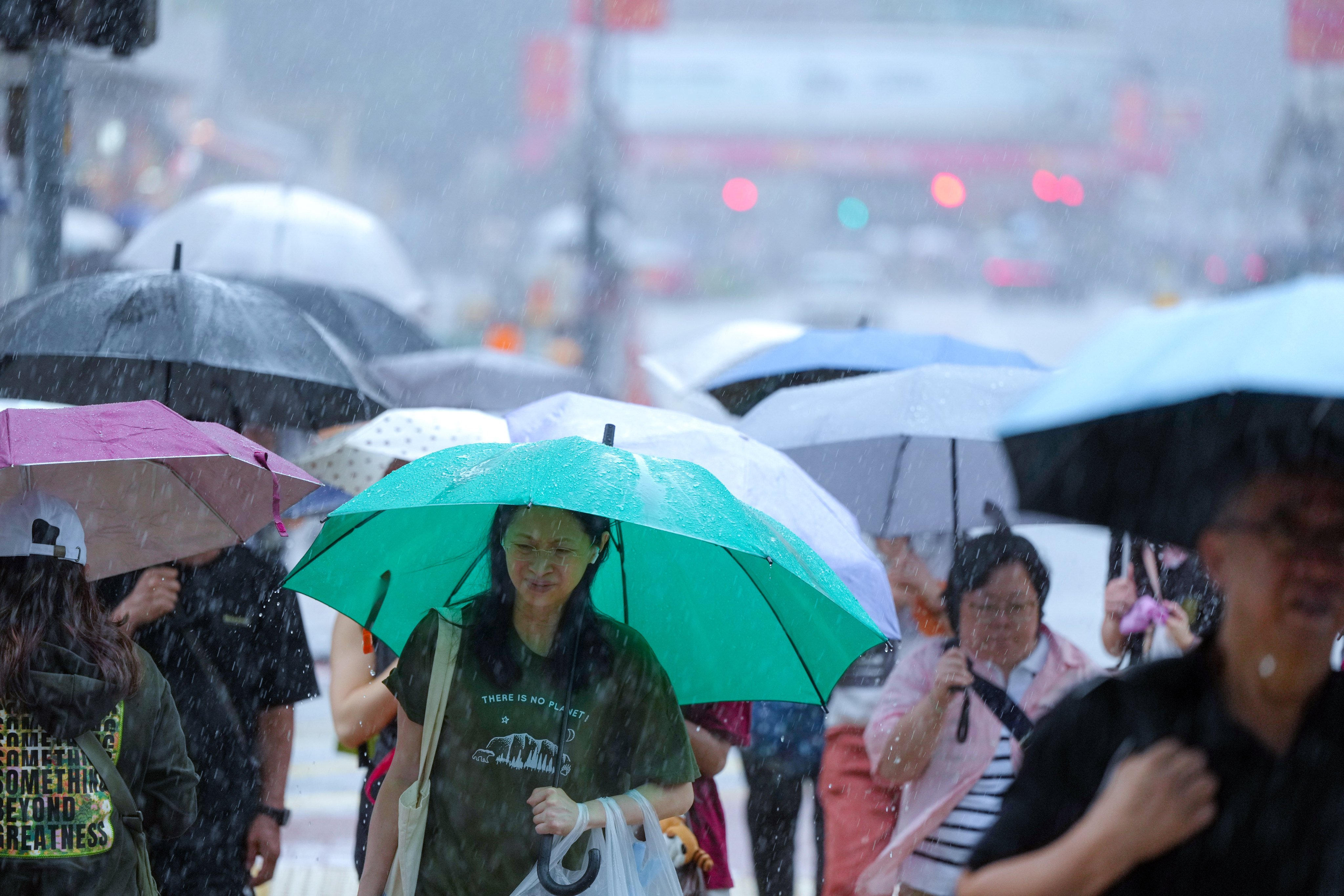 Hong Kong’s weather forecaster will consider issuing the No 1 typhoon warning signal on Friday night. Photo: Sam Tsang