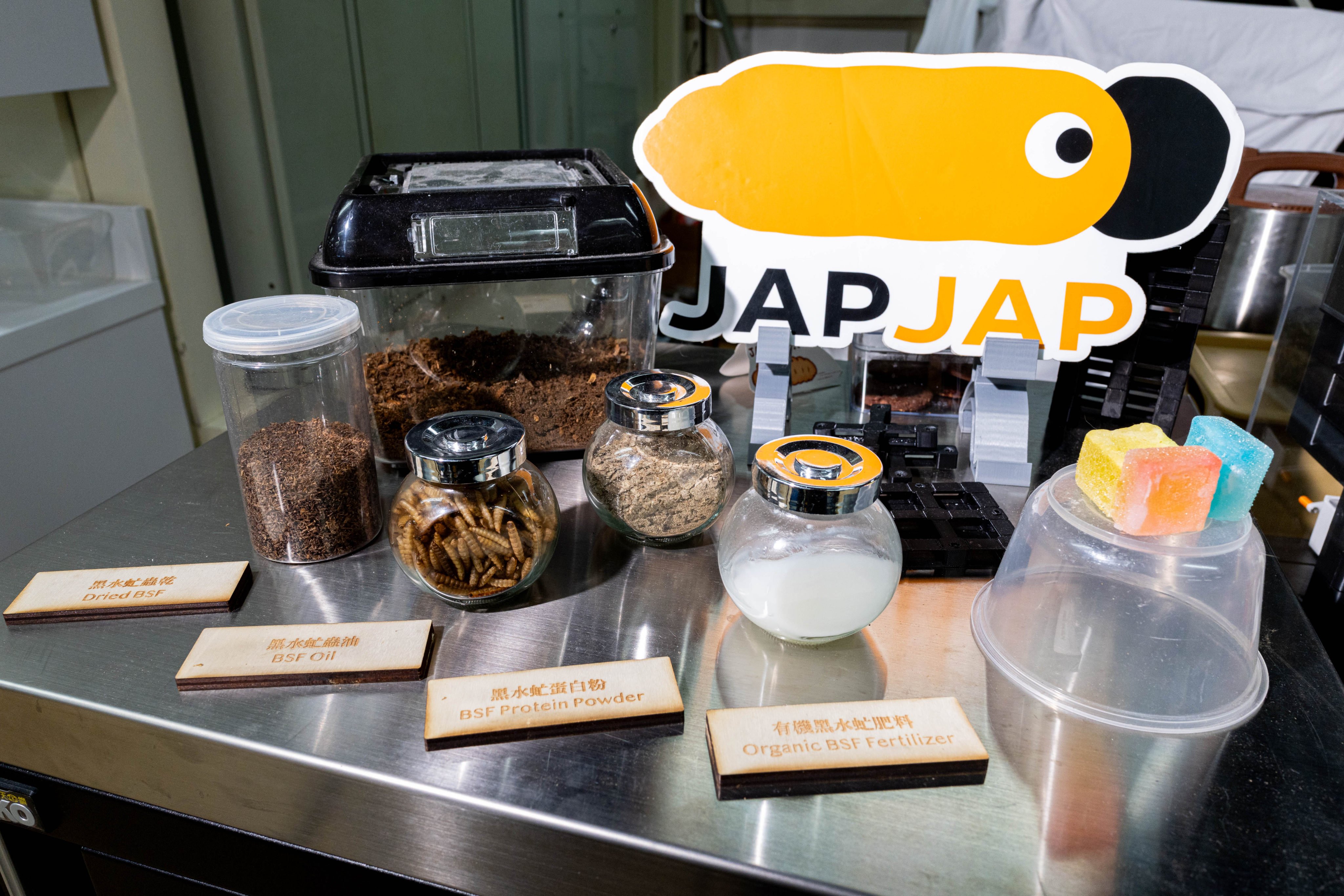JAPJAP’s modular bio-recycling machine uses black soldier fly larvae and AIoT technology to turn food waste into fertiliser and protein feed. Photo: Kong Yat-pang