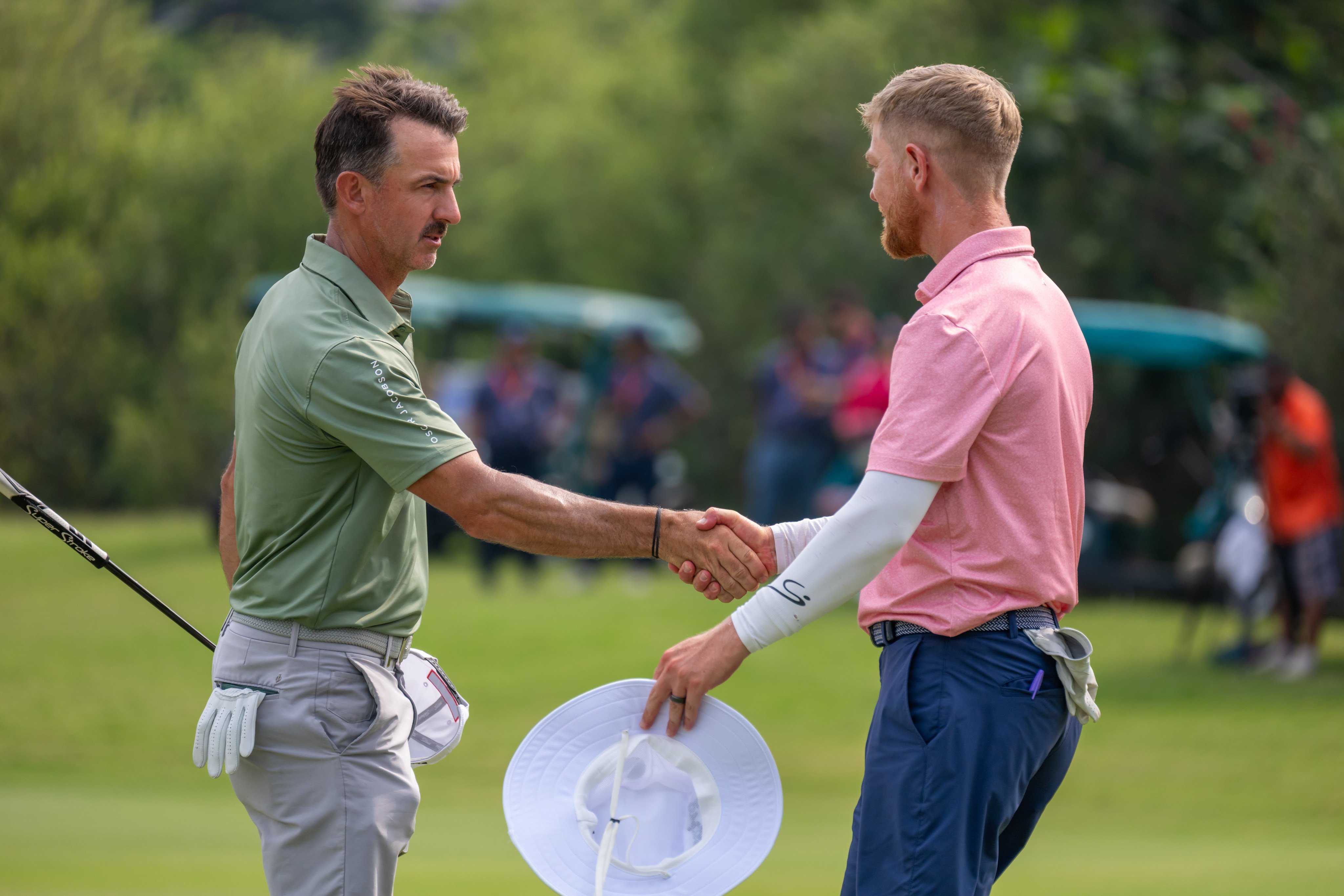 Australian Wade Ormsby (left) beat Zimbabwe’s Scott Vincent, whose runner-up finish gave him top spot in the International Series rankings. Photo: Asian Tour.