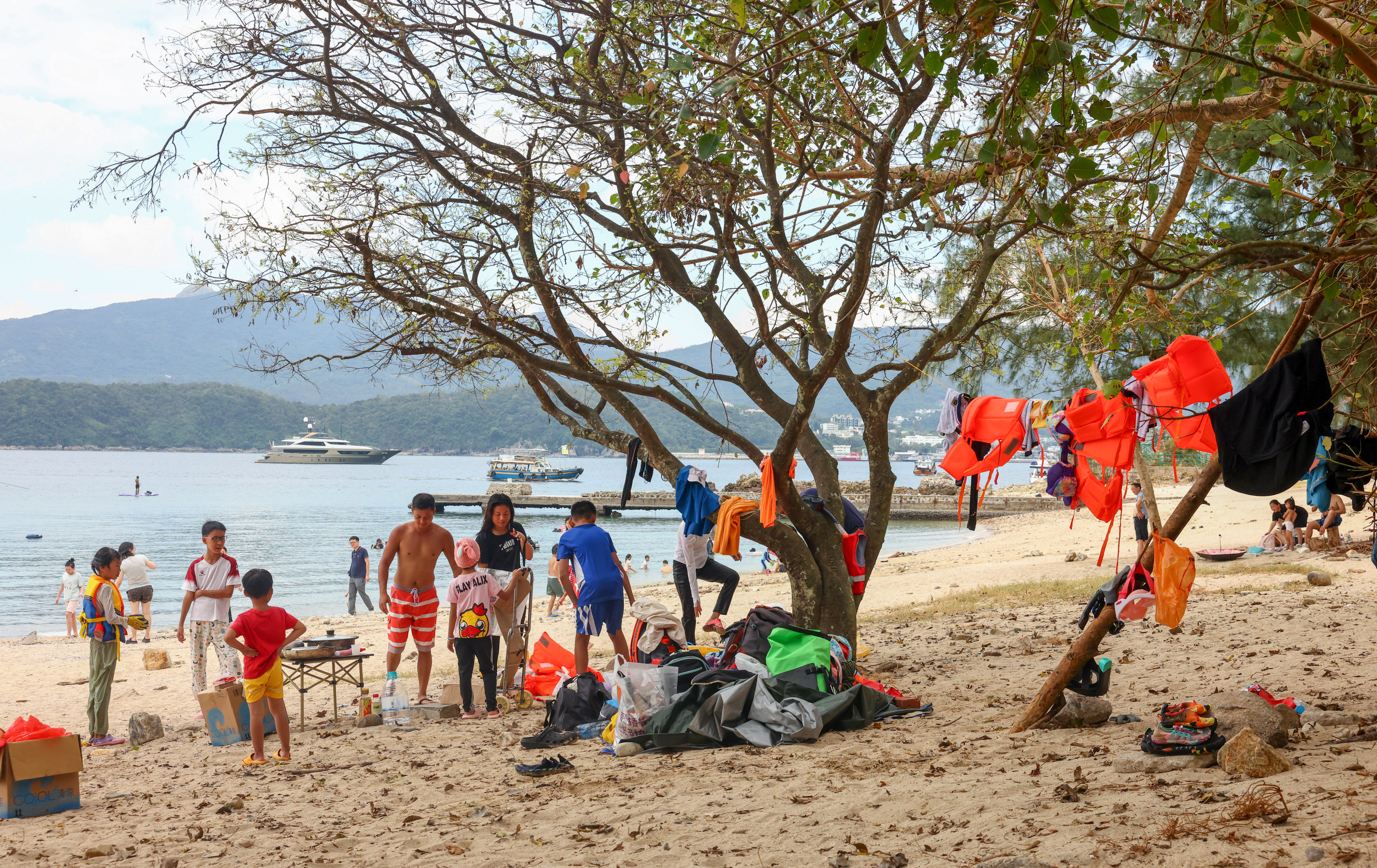 Some tourists on Sharp Island camped overnight and cooked during the National Day holiday. Photo: Dickson Lee