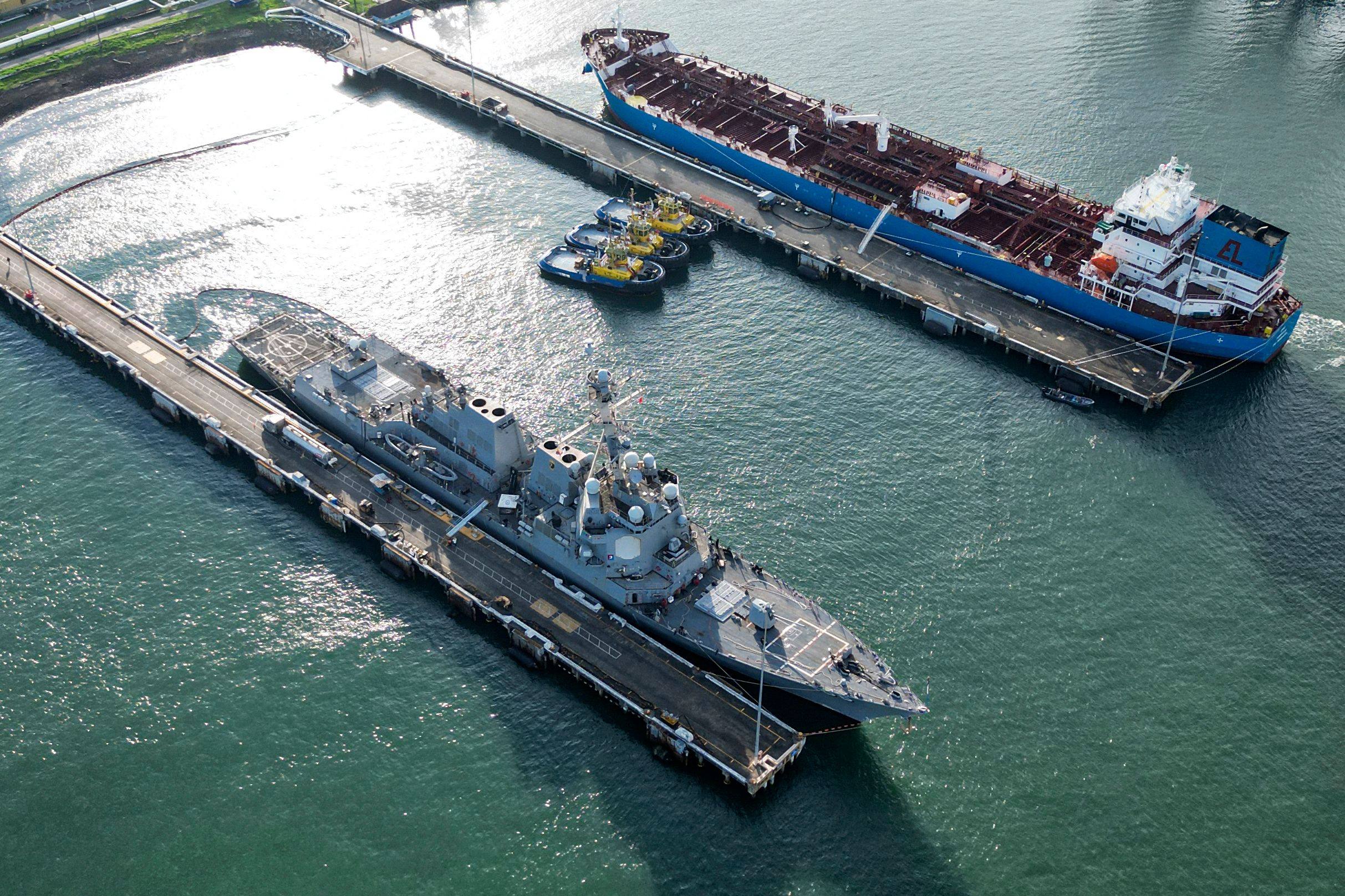 The destroyer USS Stockdale docks at the port of Balboa in Panama City on September 20. Photo: AFP
