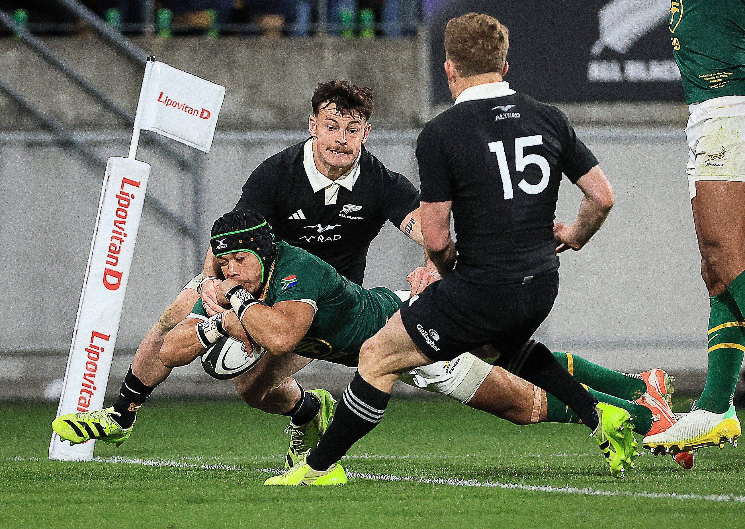 South Africa (in green) and New Zealand are among eight countries urging their men’s and women’s players to think carefully before accepting offers from R360. Photo: AFP