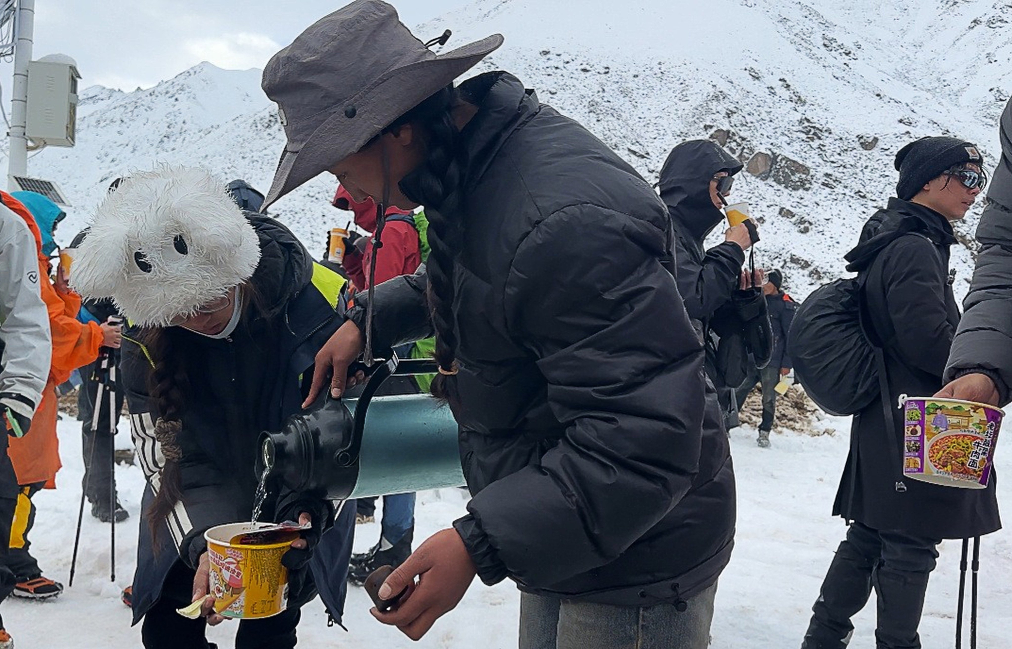 CCTV says 580 trekkers and more than 300 local guides and yak porters “safely reached” a relocation point in Qudang in the Tibet autonomous region. Photo: CCTV