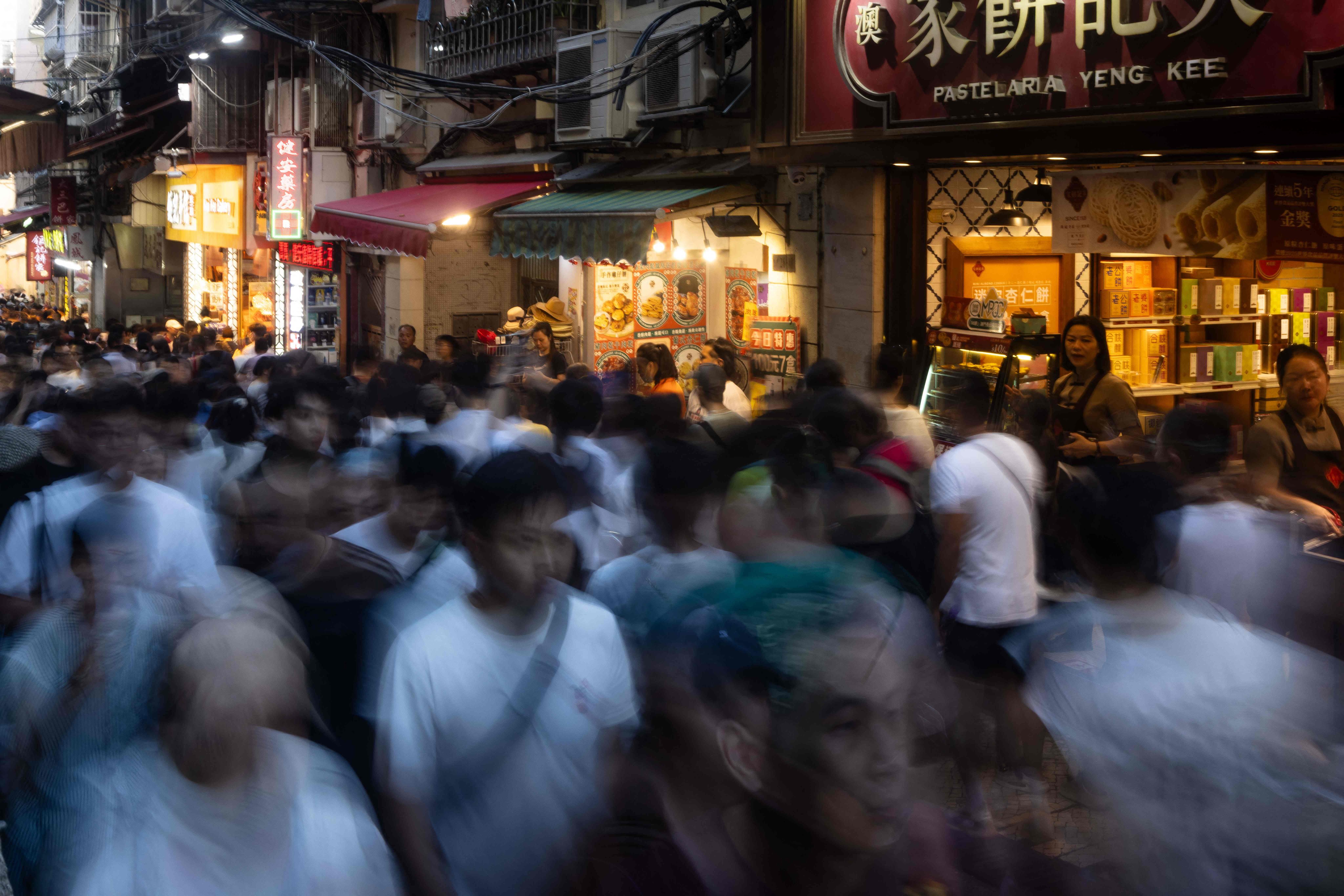 China recorded a record surge in travel during the just-concluded “golden week” holiday, with the country’s transport hubs handling more than 2.4 billion passenger trips. Photo: AFP