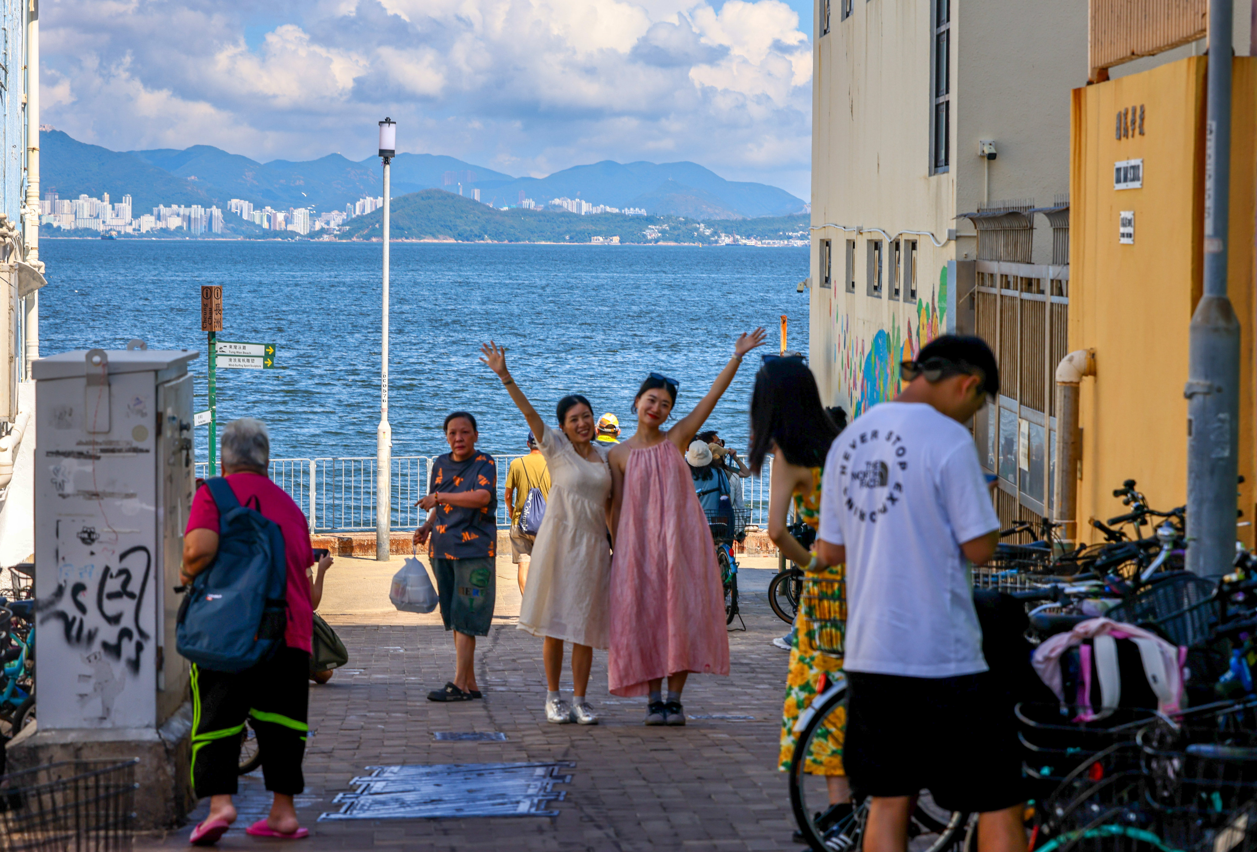 Tourists visit Cheung Chau on the second day of the the golden week holiday on October 2. Photo: Dickson Lee