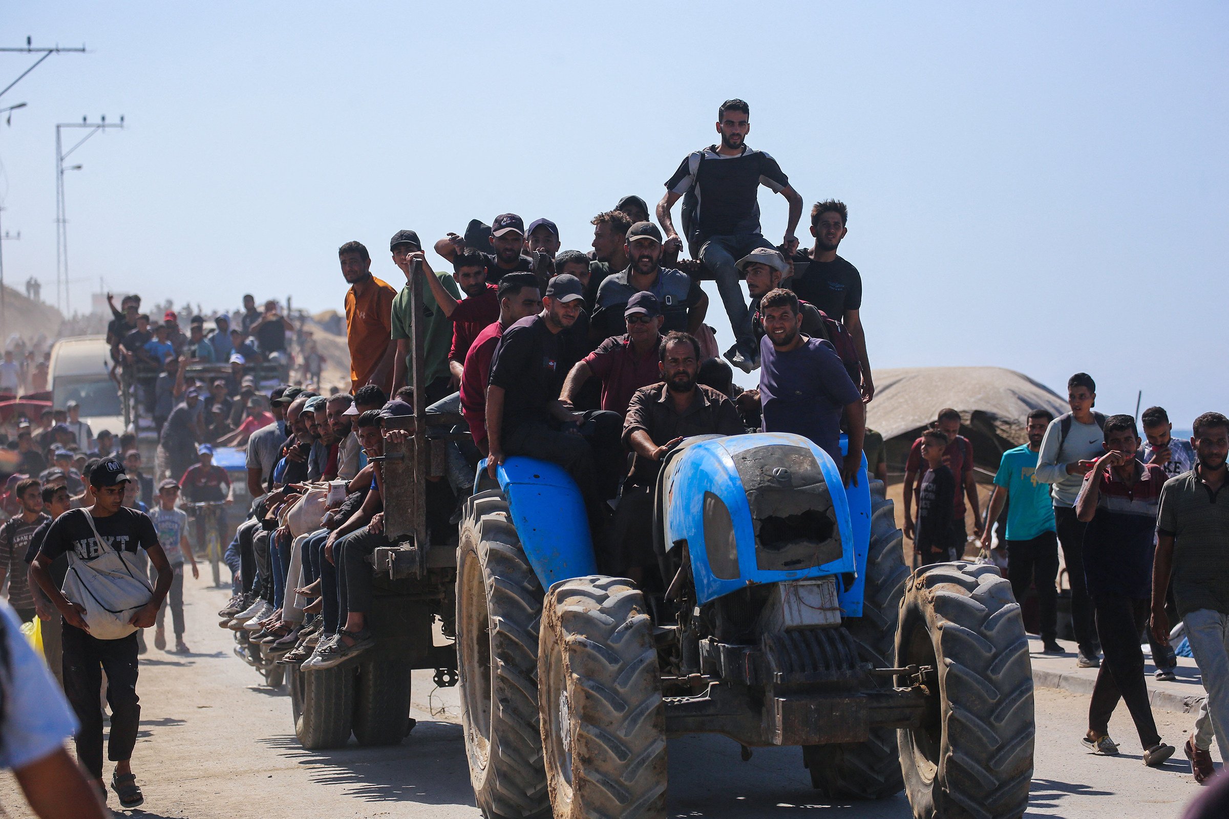 Gaza em Ruínas: Começa Trégua, Mas o Futuro é Incerto e Destruição Domina a Paisagem