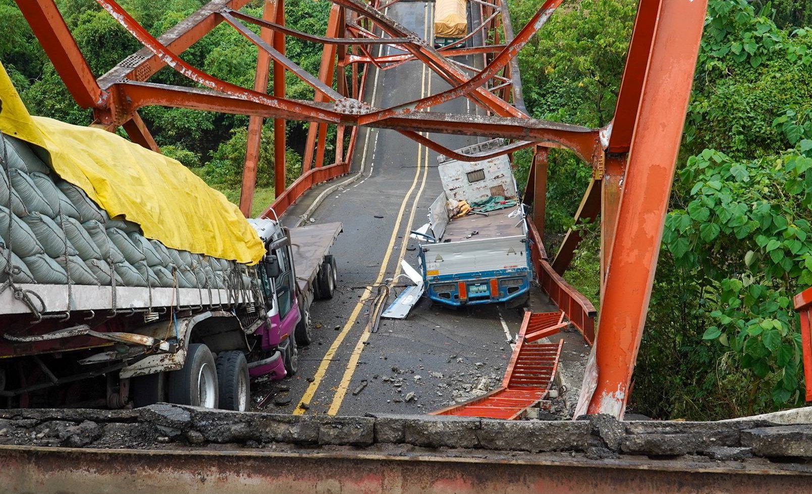 The Piggatan bridge in Alcala, Philippines’ Cagayan province, collapsed on Monday. Photo: Cagayan Provincial Information Office