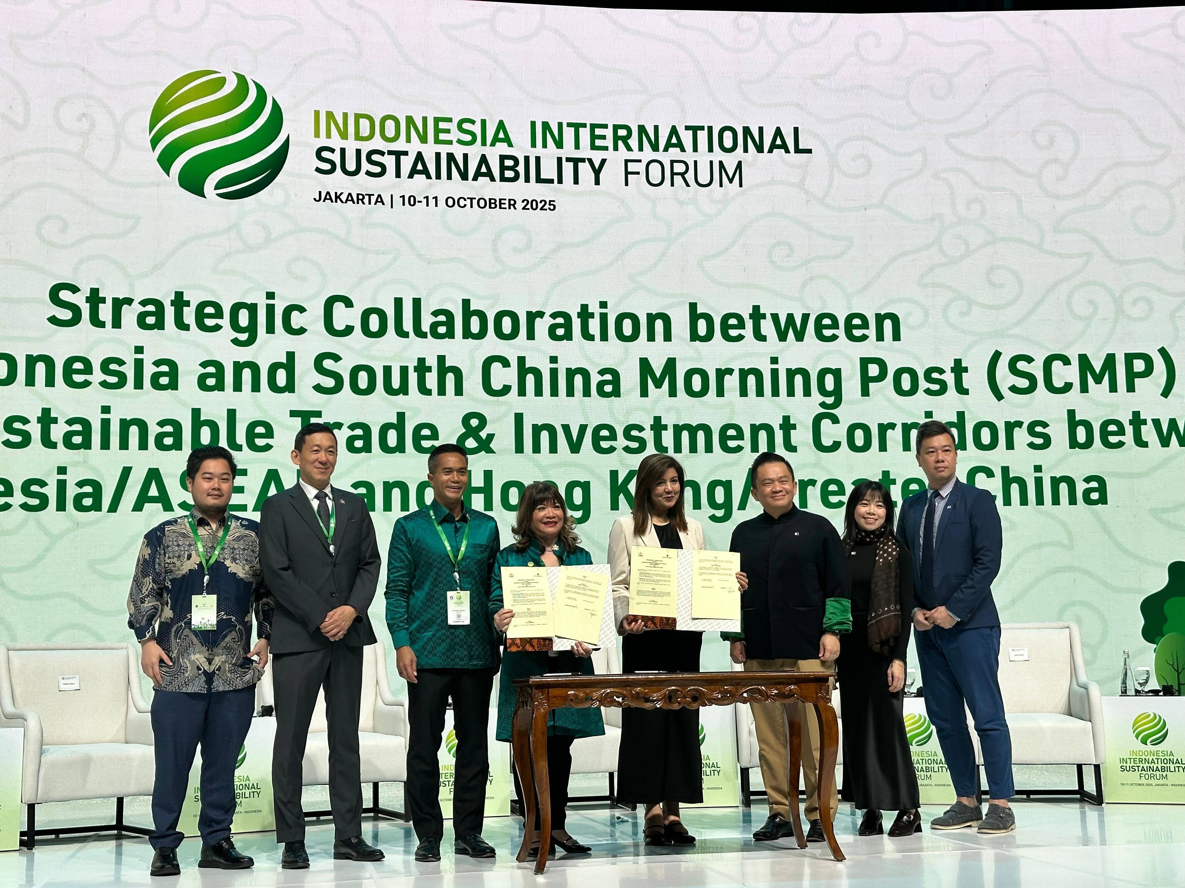 Attendees of the signing of the memorandum of understanding between SCMP and Kadin Indonesia in Jakarta on October 11, 2025. (From left to right): Kadin Indonesia’s Secretary General of UK-Indonesia Bilateral Committee Steven Marcelino, Chairman of Hong Kong and Macau Bilateral Committee Suwito, Chairman Anindya Bakrie, Vice Chairwoman Shinta Kamdani; SCMP’s Executive Managing Editor Zuraidah Ibrahim, Global Events Vice-President Razlan Manjaji, Events Manager Lucia Lam, and Events Associate Director Mak Sin Chang. Photo: Handout