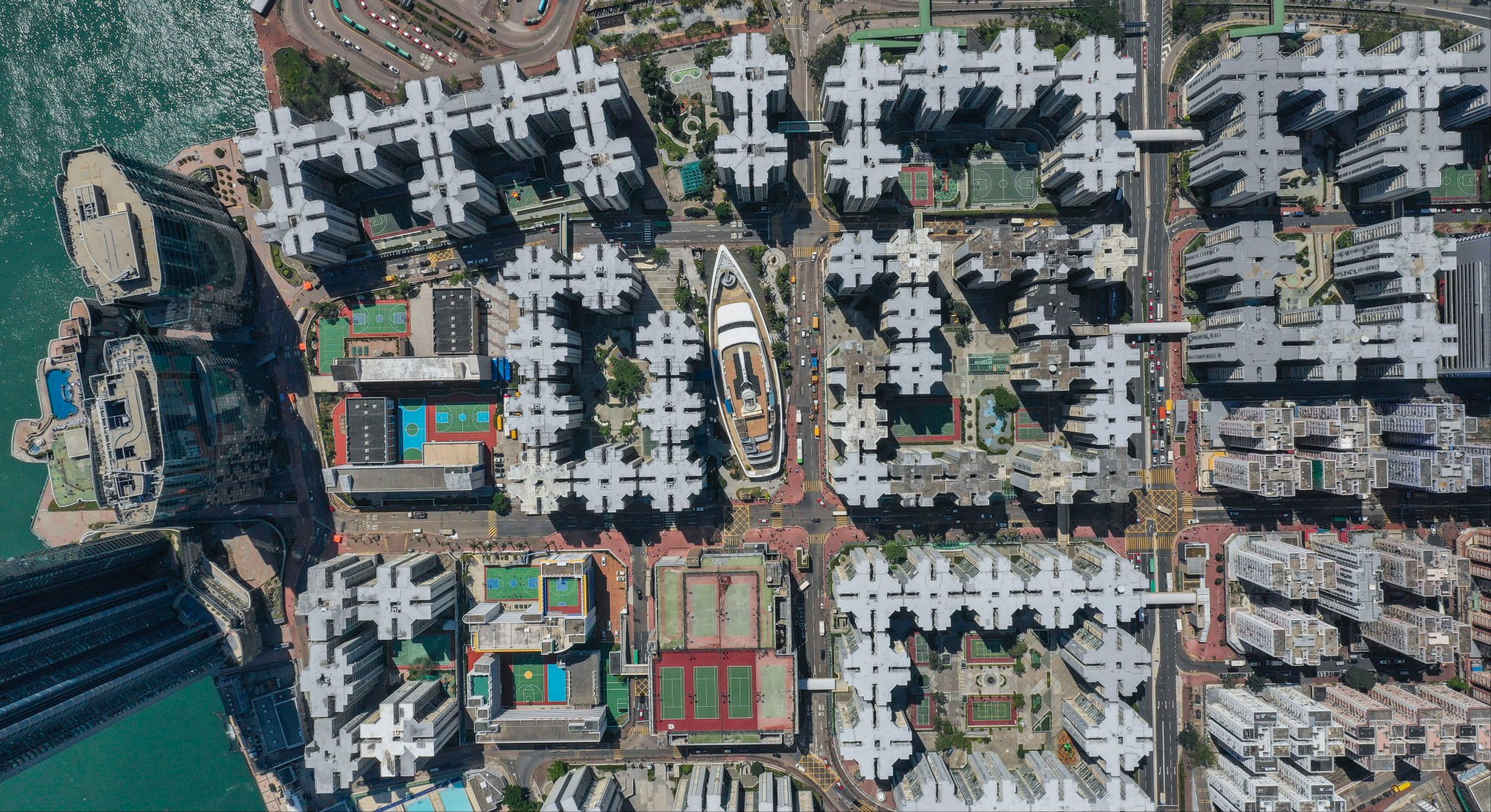 An aerial view of Whampoa Garden estate in Hung Hom. Photo: Roy Issa An aerial view of Whampoa Garden estate in Hung Hom. Photo: Roy Issa