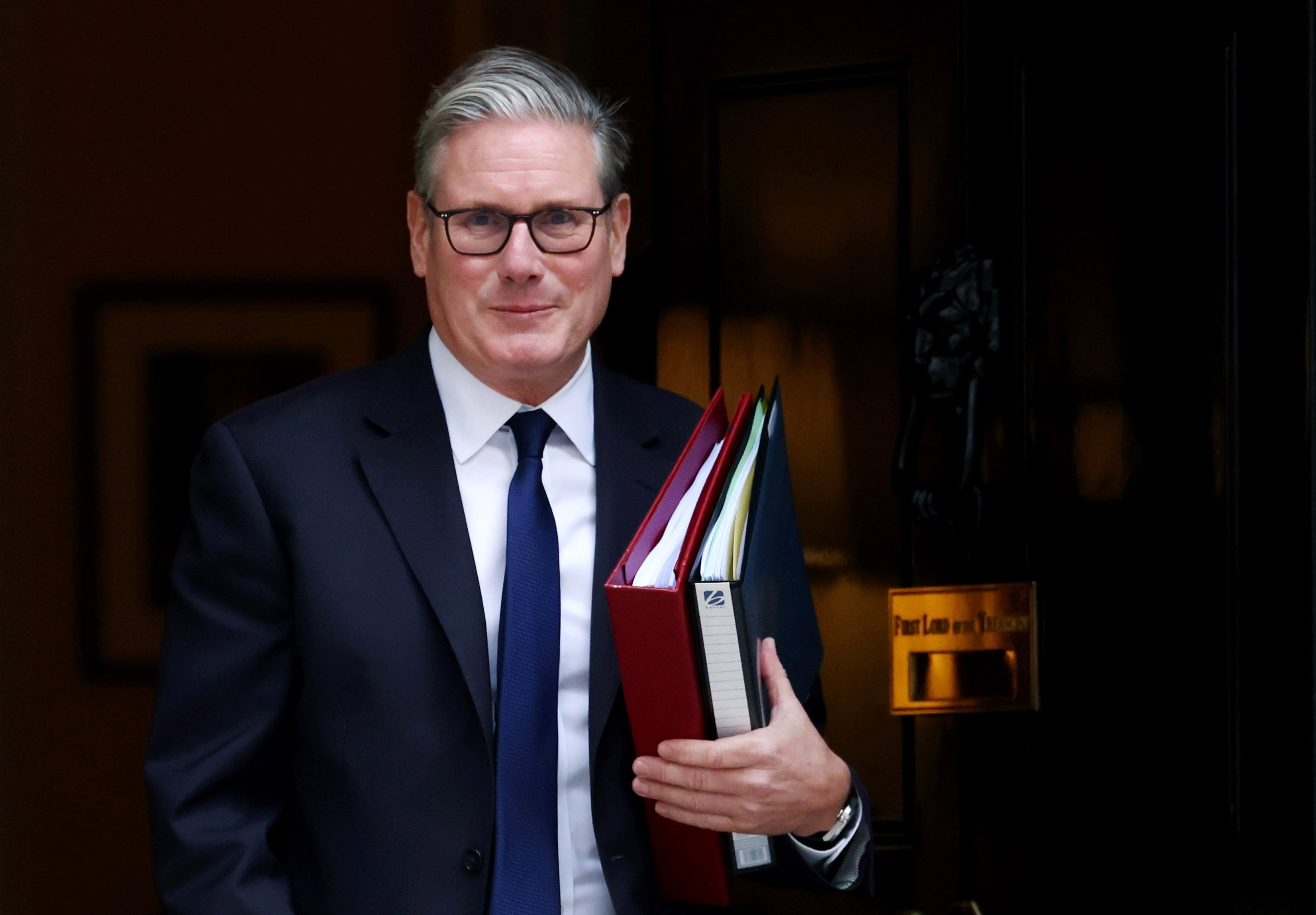 British Prime Minister Keir Starmer departs 10 Downing Street for Prime Minister’s Questions (PMQs) at Parliament in London, Britain on Wednesday. Photo: EPA