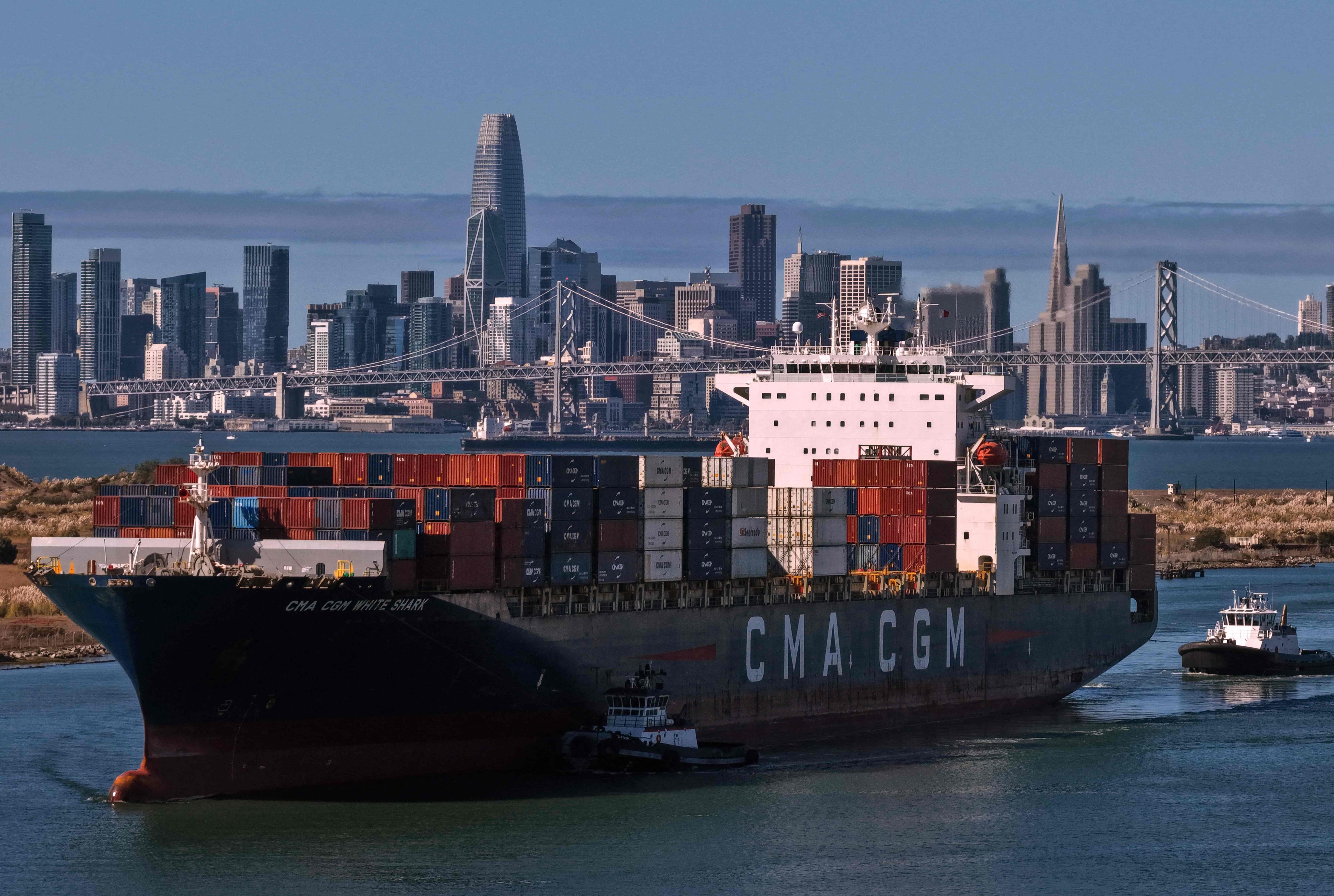 A container ship arrives at the Port of Oakland, in California, on October 10. Photo: Getty Images via AFP