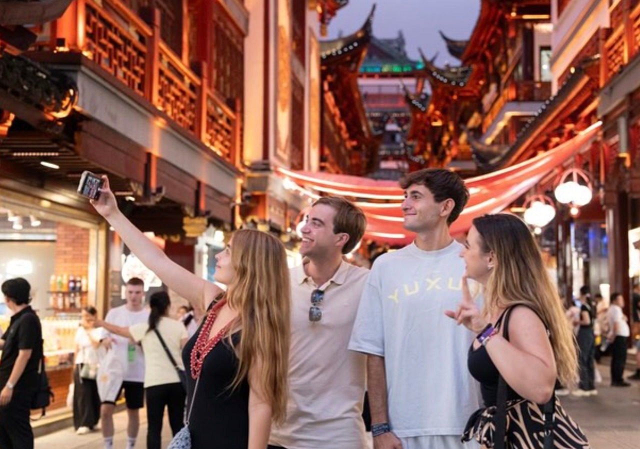 Foreign tourists in China. Photo: Xinhua
