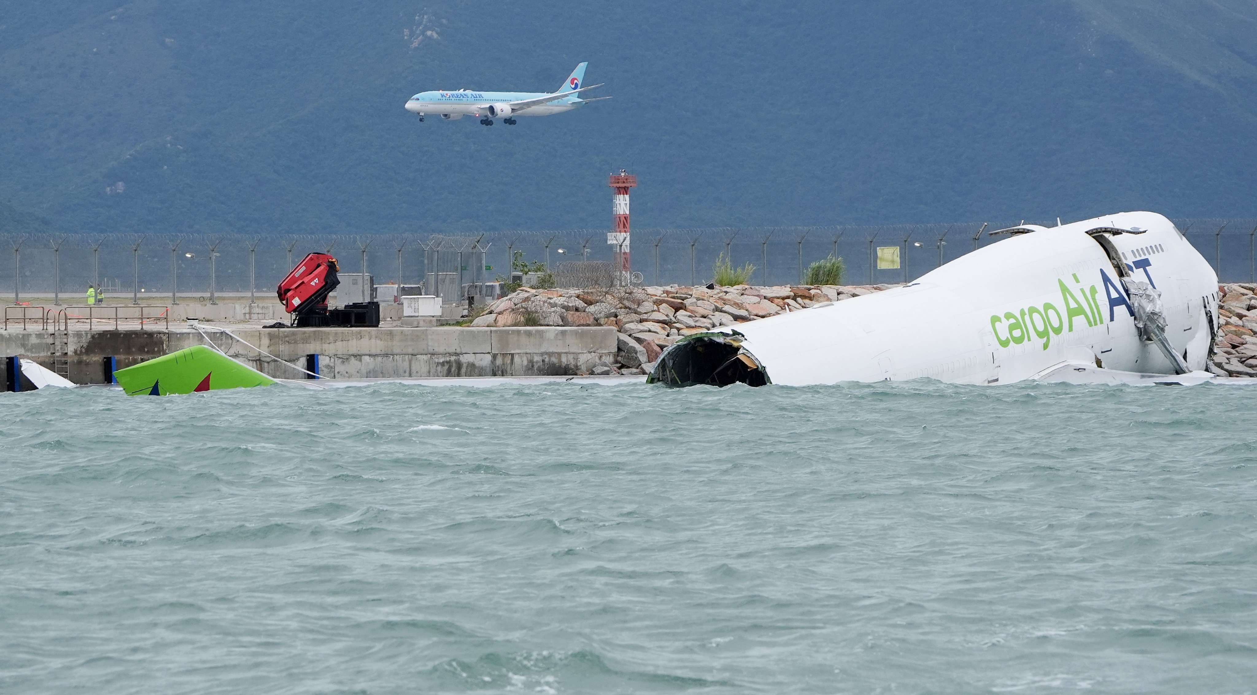 A team of five from the US’ National Transportation Safety Board will be arriving in Hong Kong to assist with the investigation into the cargo plane crash that killed two security workers. Photo: Elson Li