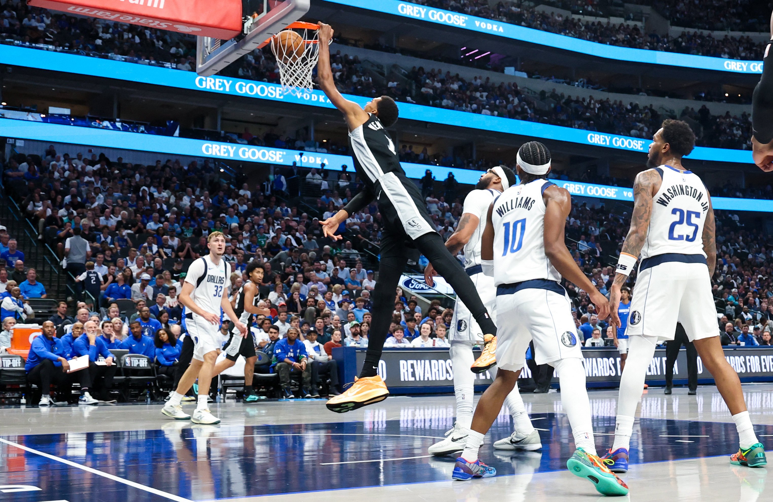 San Antonio Spurs forward Victor Wembanyama dunks during the second half against the Dallas Mavericks. Photo: Reuters